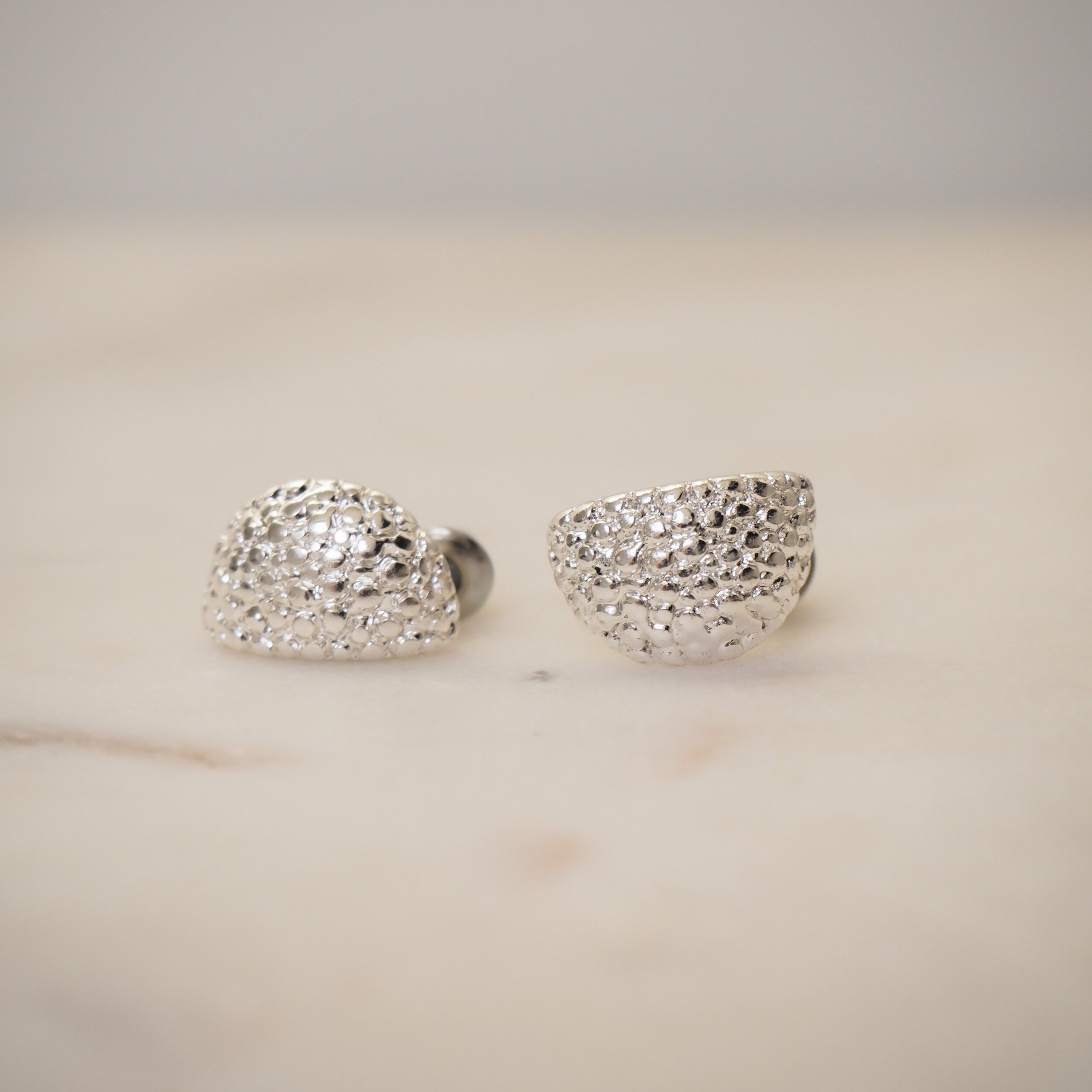 7DF0C8E2-0F7F-4CCE-A341-EF98CF69AD58