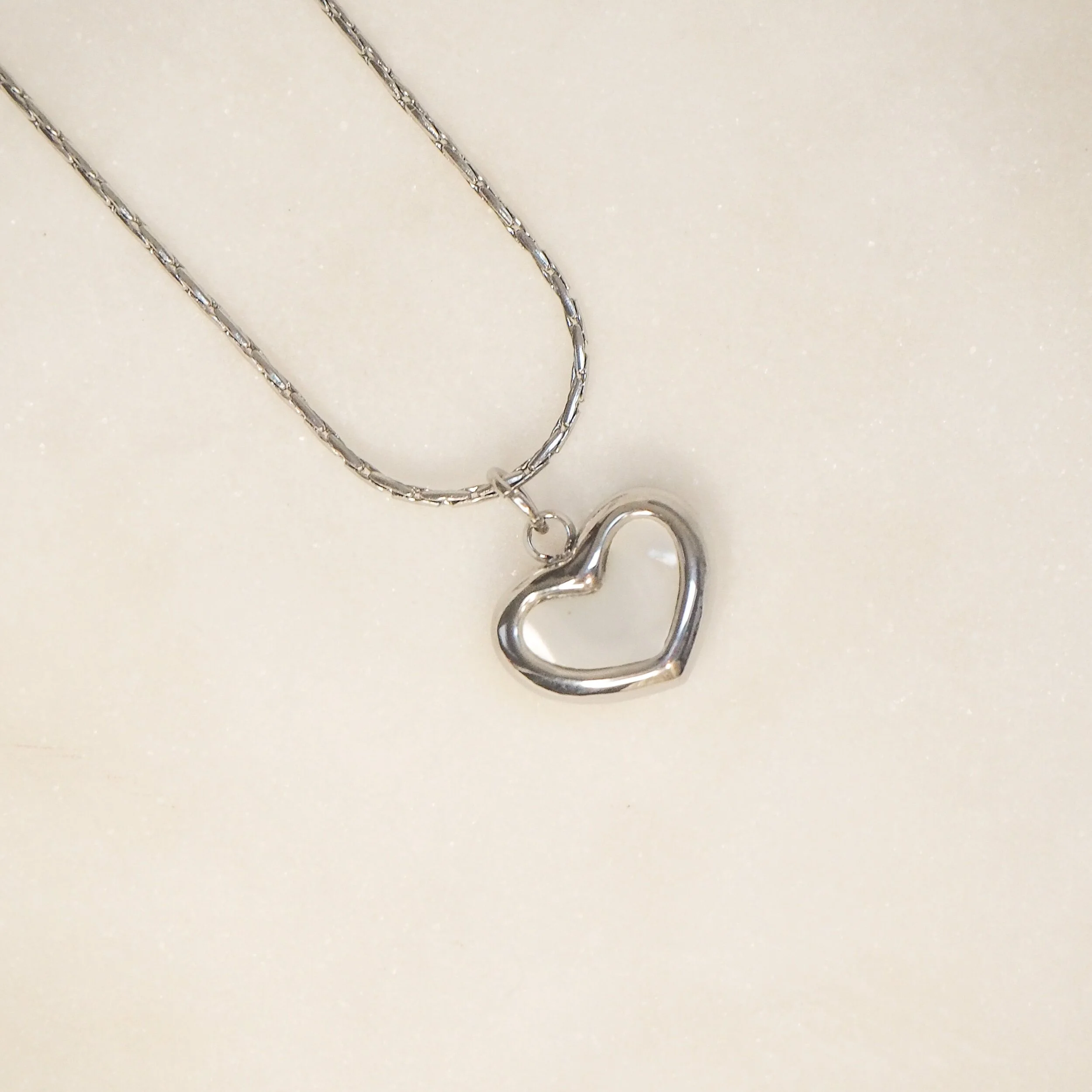 9999A112-B8A9-4961-A415-0C0452B3B44F