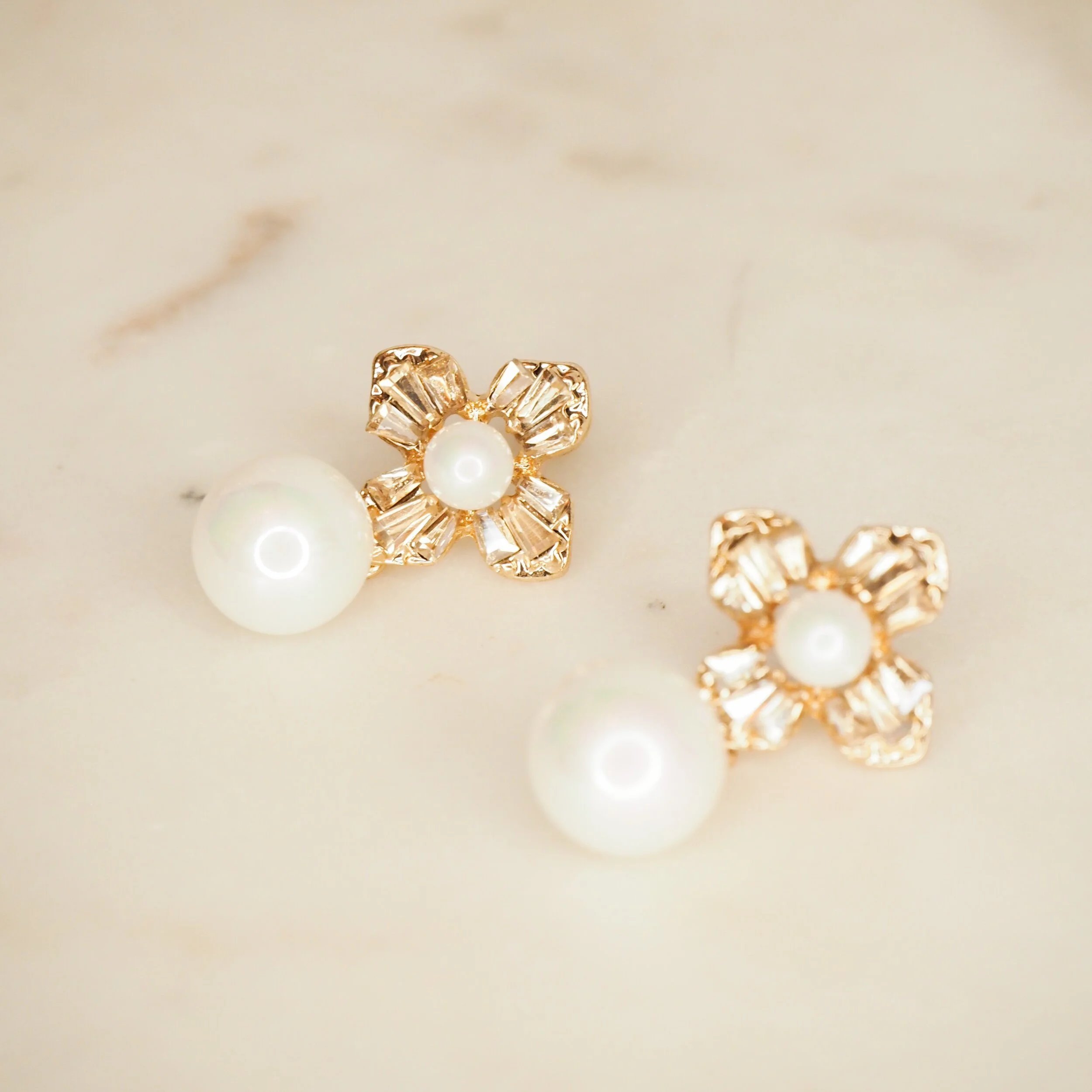 8B35272D-545C-442A-B222-1C94527C0A9D