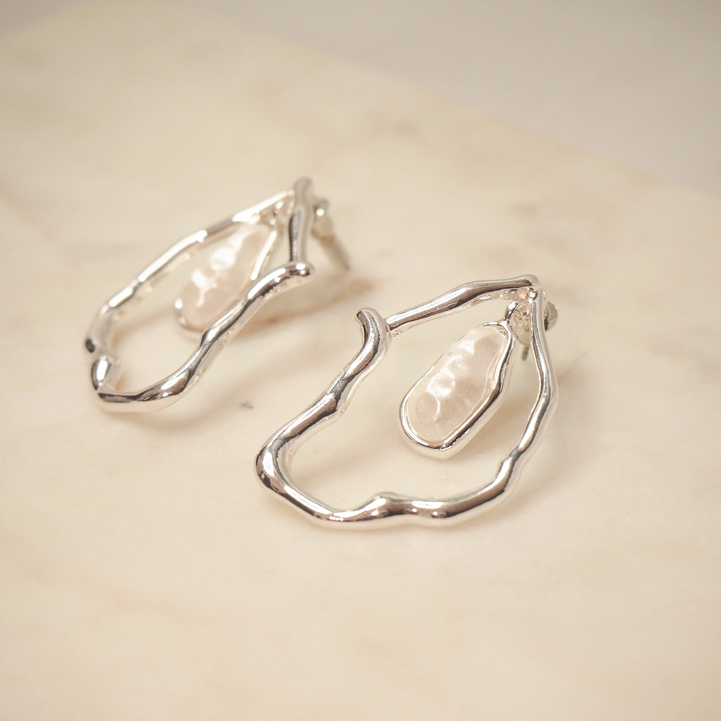 4FE7B7B2-ABFD-4105-B69B-99CD8076E222