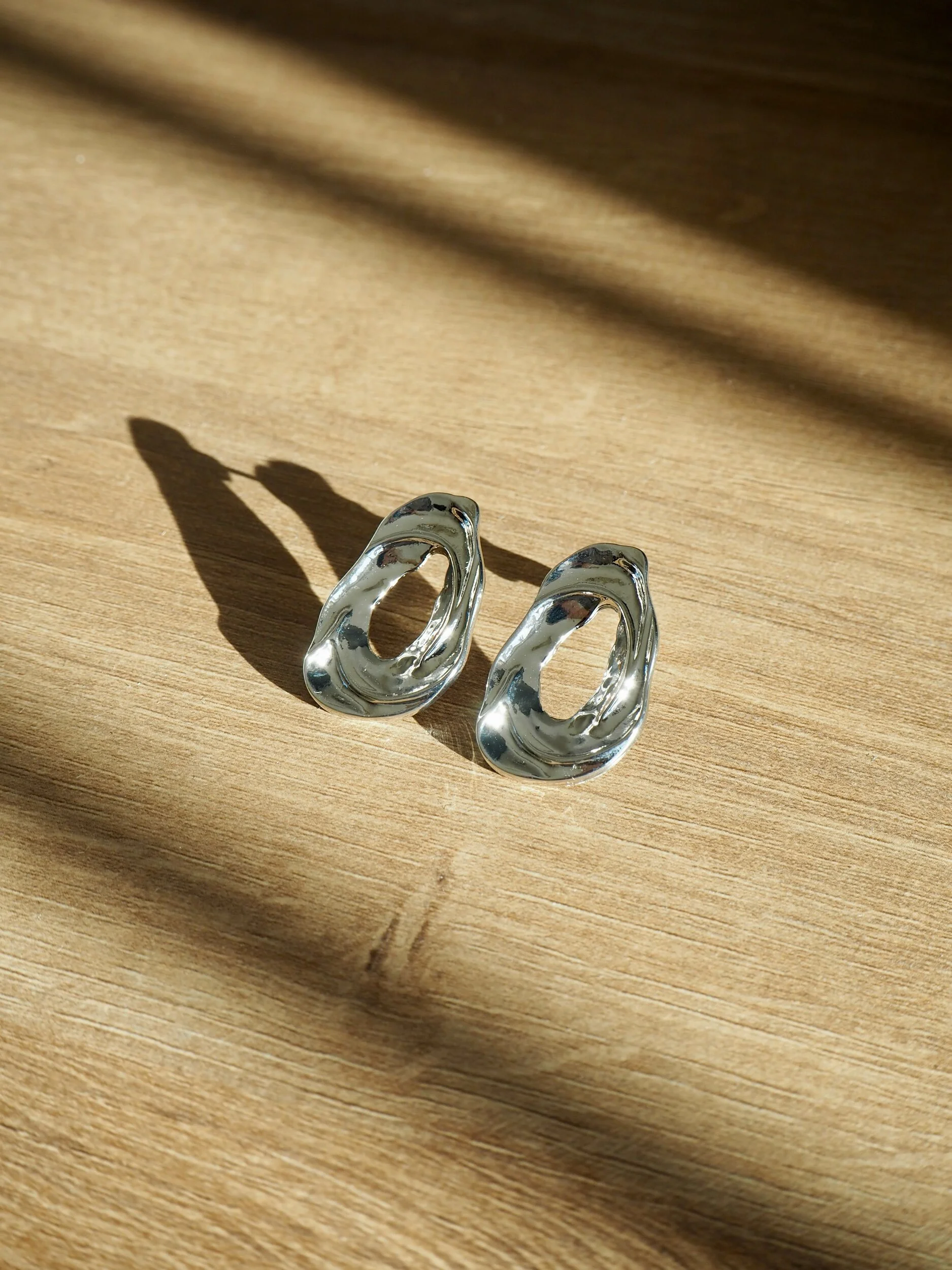 8A047B78-6460-48C2-B4AA-929DE1AB1120