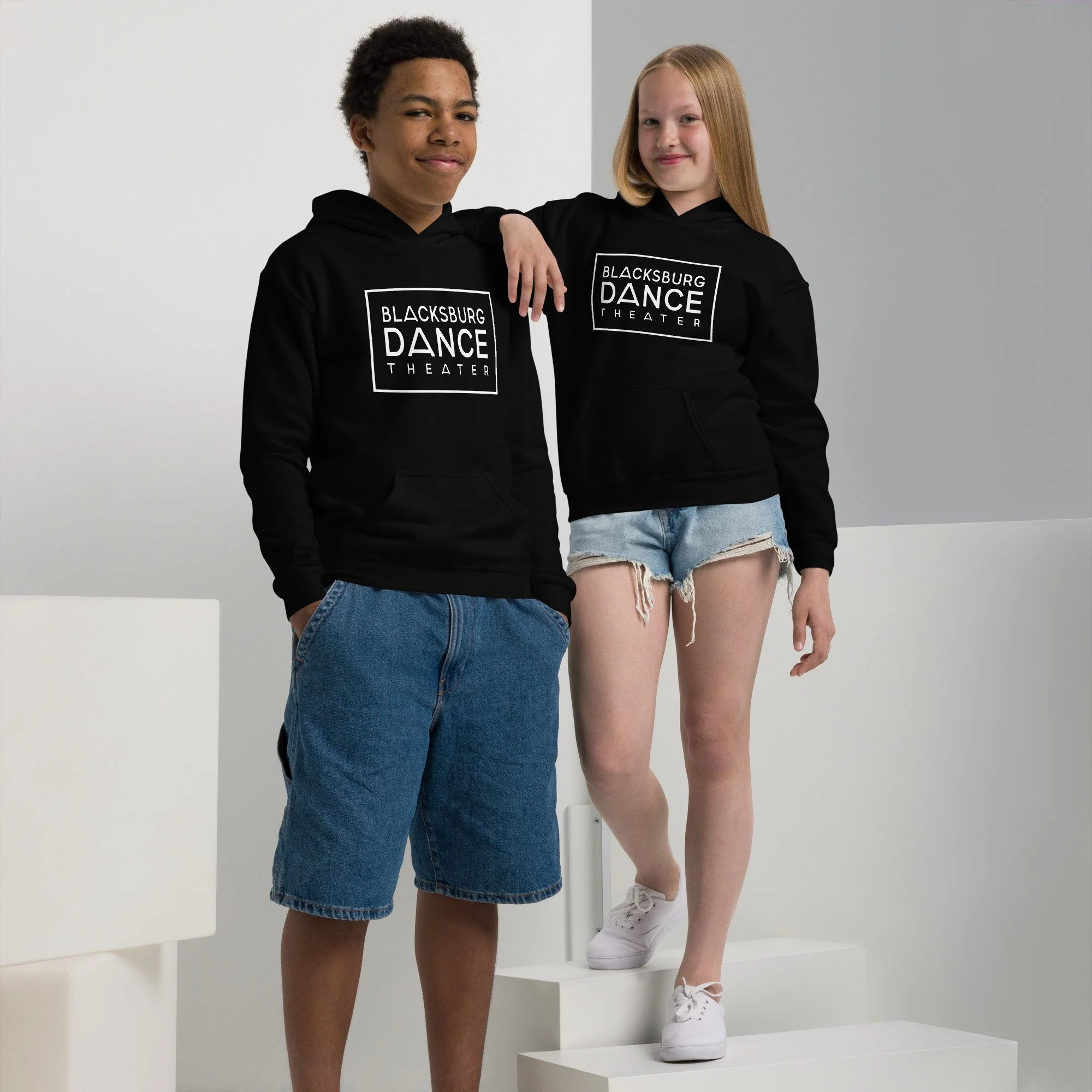 youth-heavy-blend-hoodie-black-front-6a79363842078.jpg