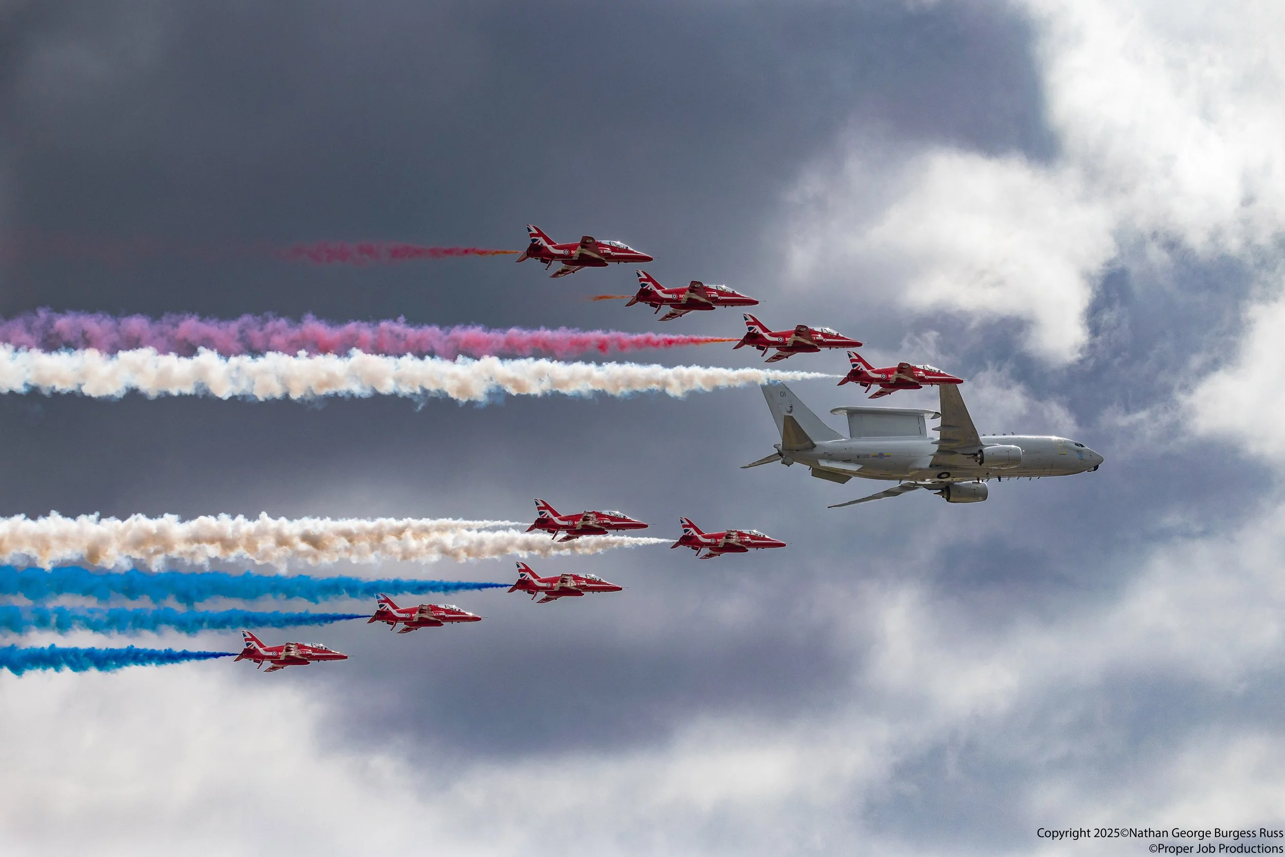 The new RAF Boeing E-7 Wedgetail (WT001) being escorted by the RAF Red Arrows at the Royal International Air Tattoo 2025.

The Boeing E-7 Wedgetail is also known as the Boeing 737 AEW&C, is an early warning and control aircraft. The RAF Red Arrows, f
