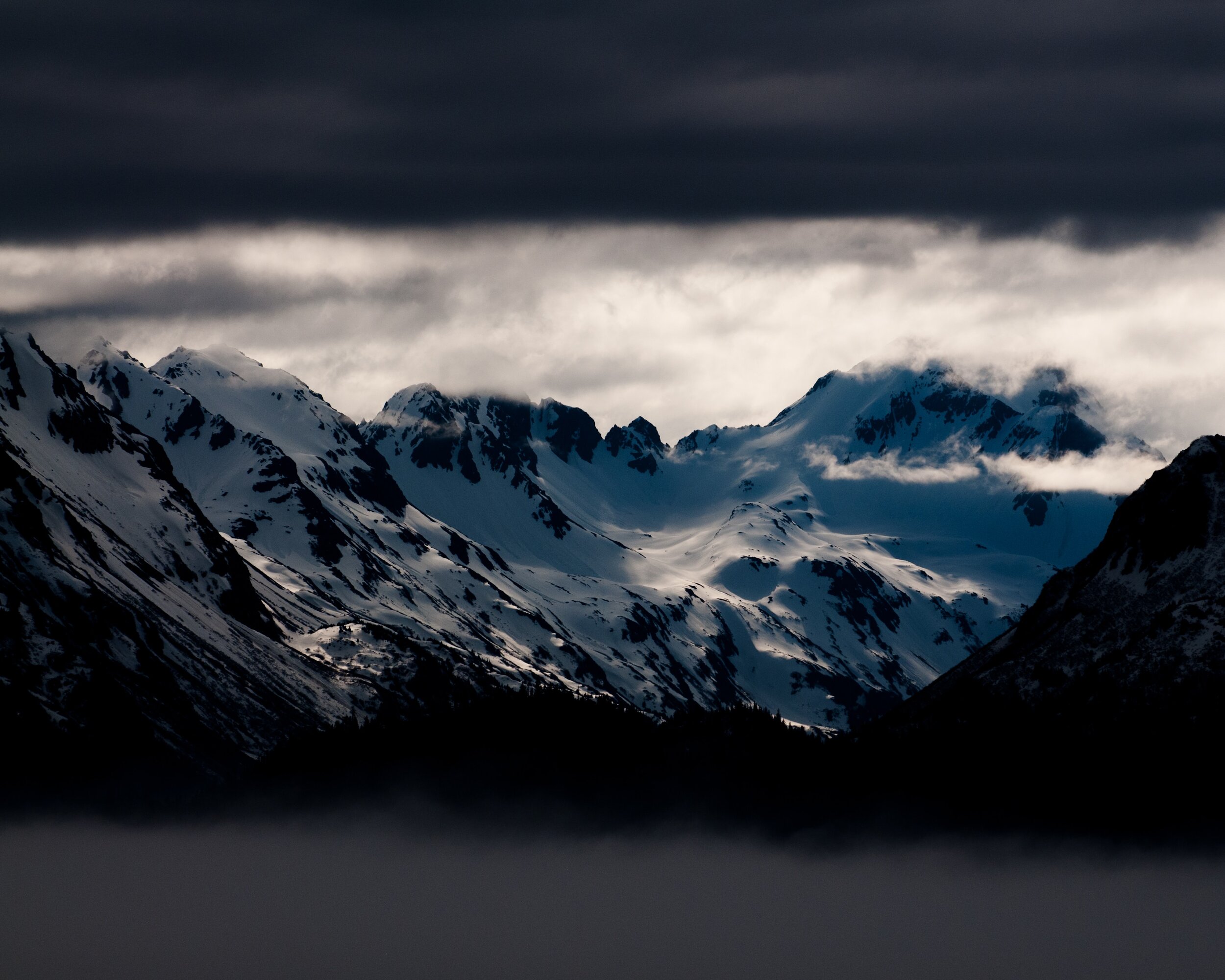chuck-colht-7c4oMmDjuP0-unsplash.jpg