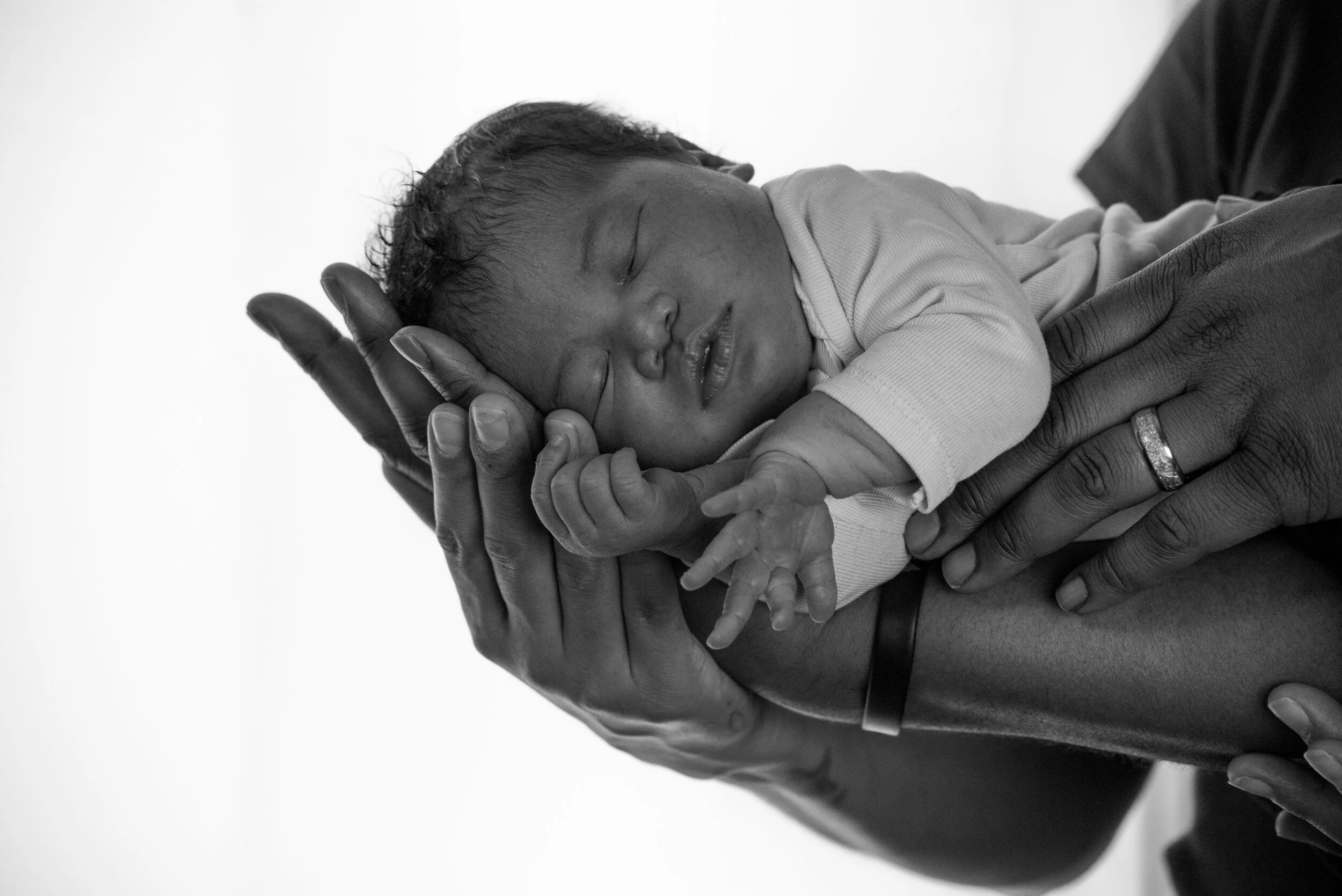 JasiahNewbornSession(3).JPG