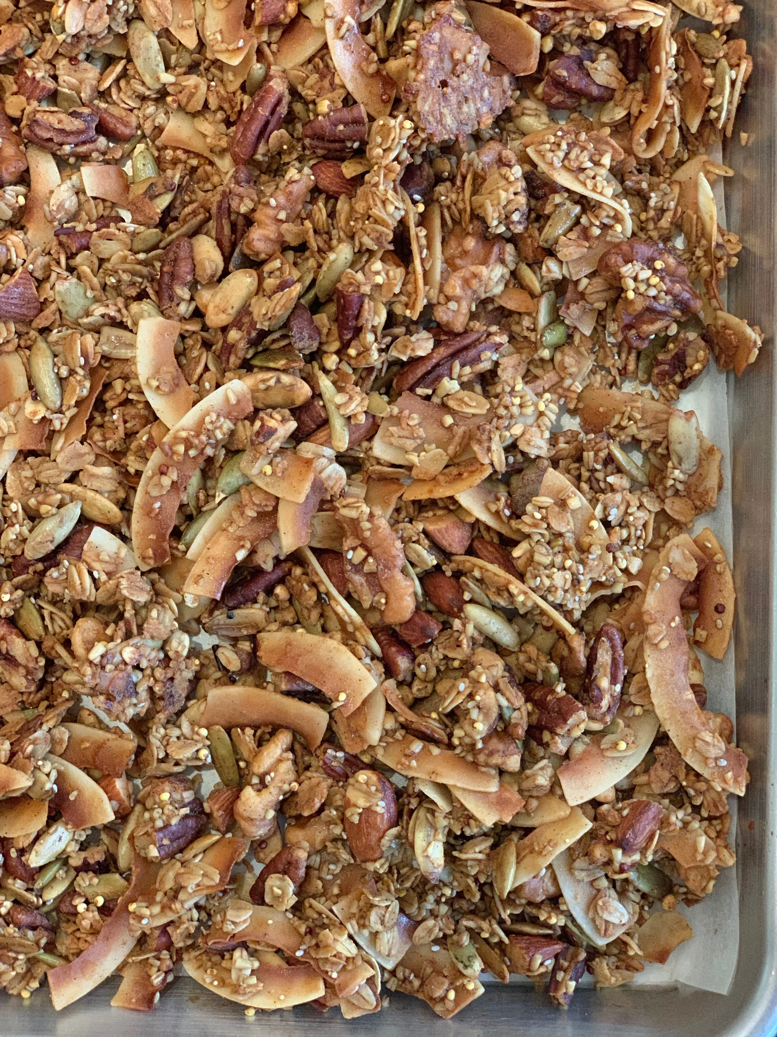 Granola with Pecans, Dates &amp; Coconut Flakes