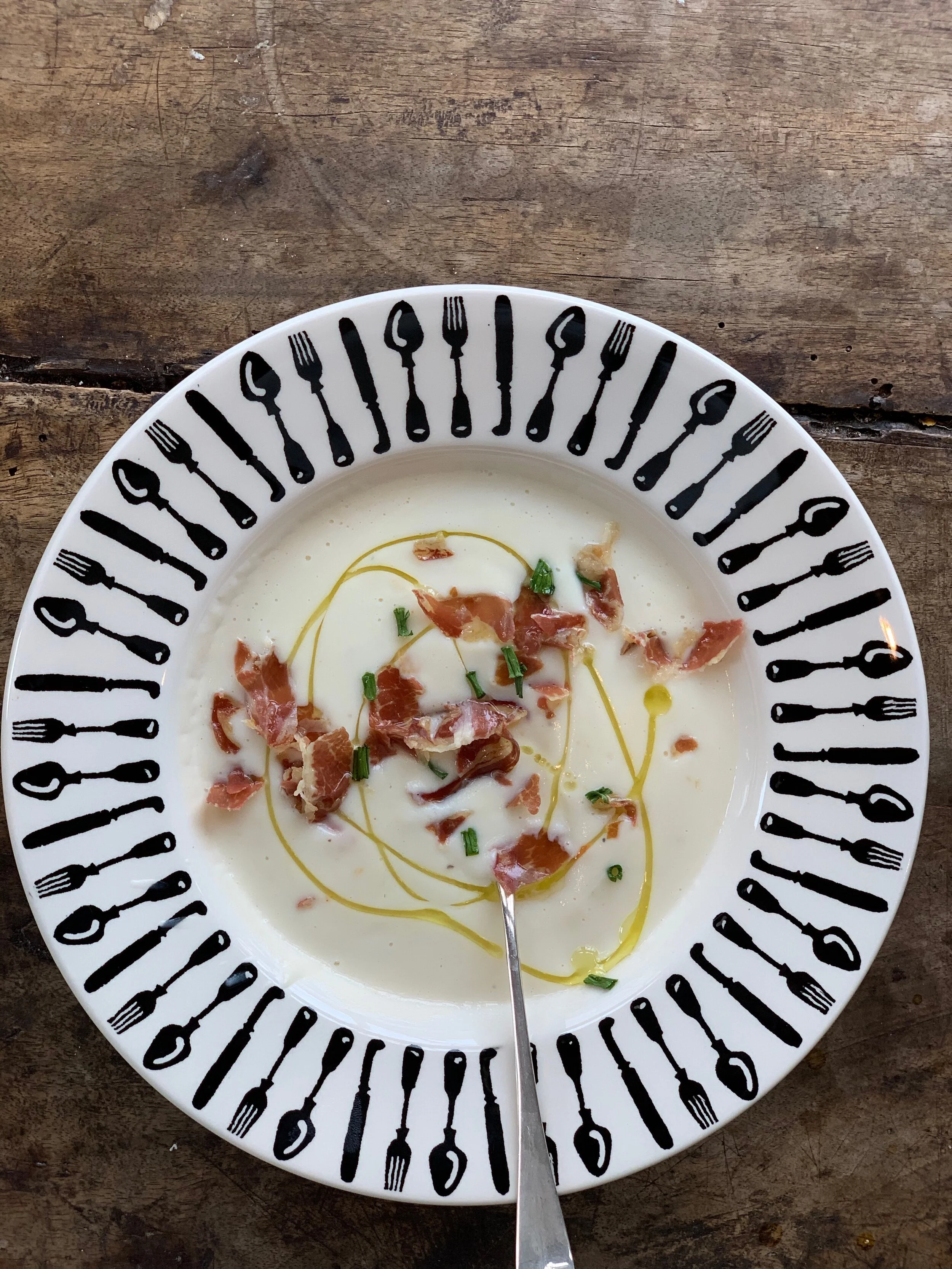 Creamy No cream Cauliflower Soup