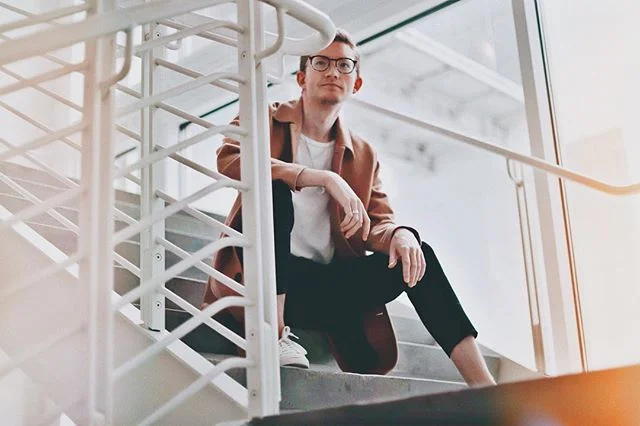 my feed has been drier than my sense of humor for too long, so now i&rsquo;m back and ready to still not take myself seriously
.
.
📸: @toridmitchell