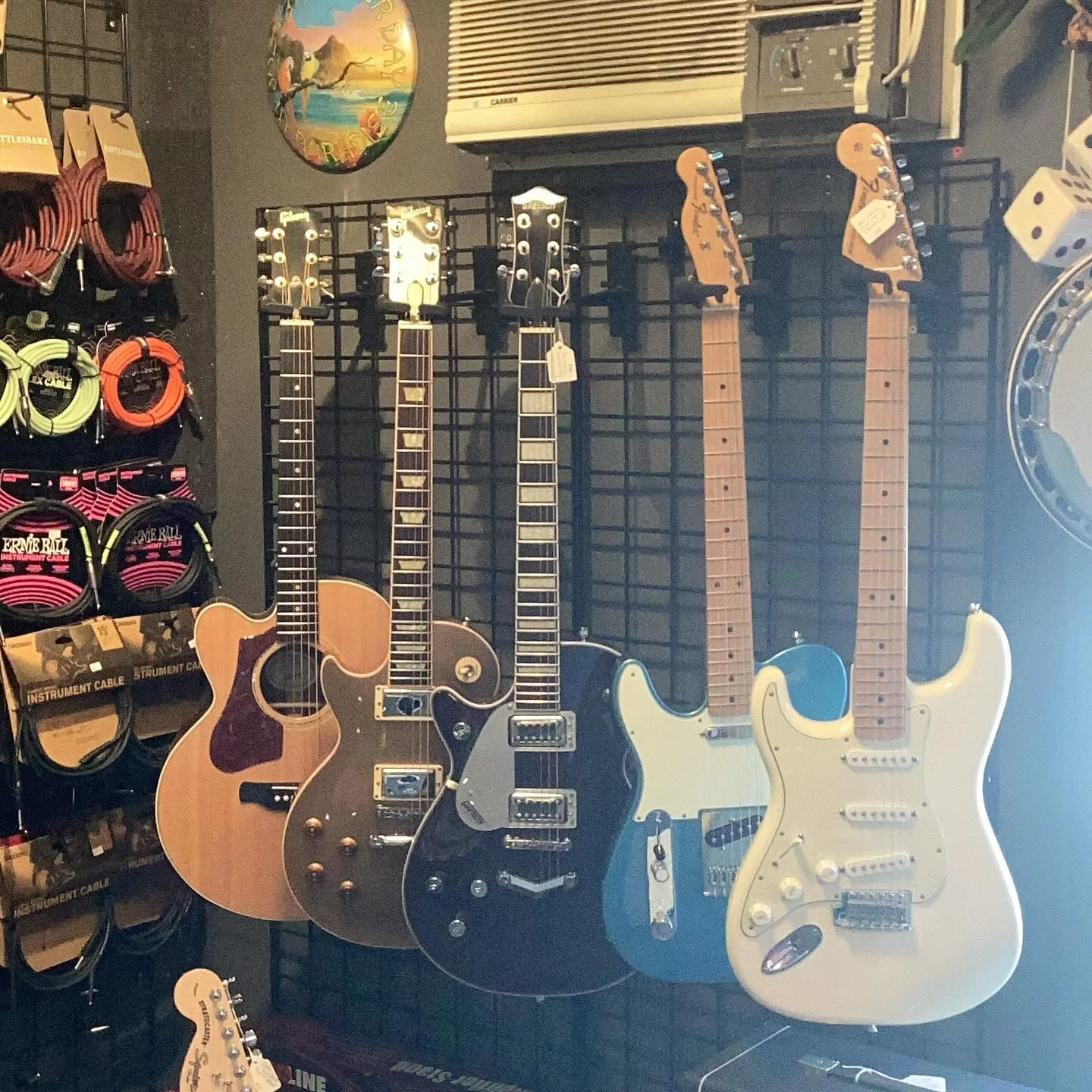 Lefty, Lefty, Get yer Lefty!