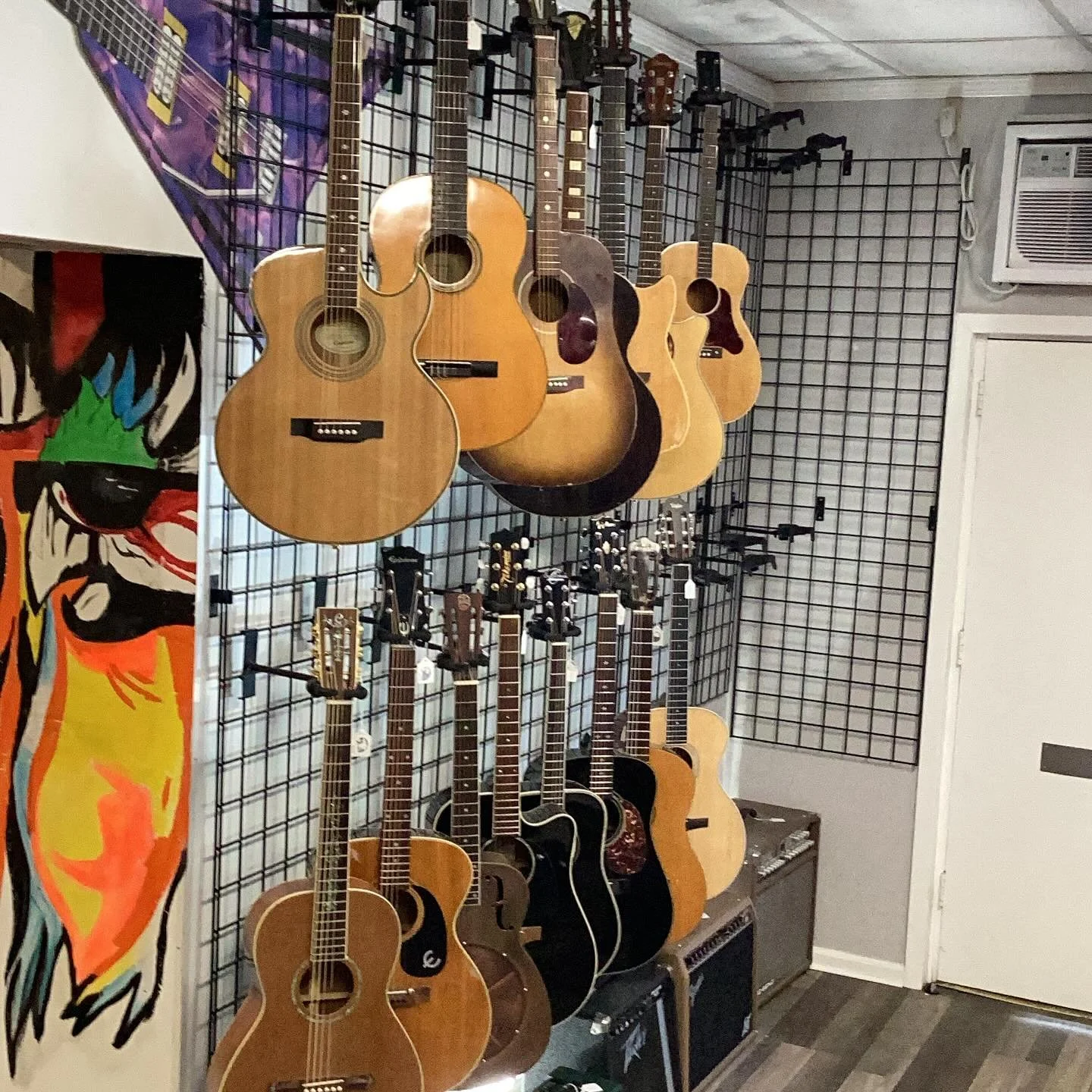 The summer is just around the corner and we need more acoustic guitars and pedals! Do you have something lying around or looking to trade towards that sweet Les Paul you have been thinking about? Come see us!