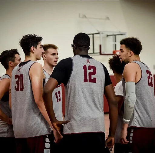 Santa Clara Basketball Hangs Onto Hope