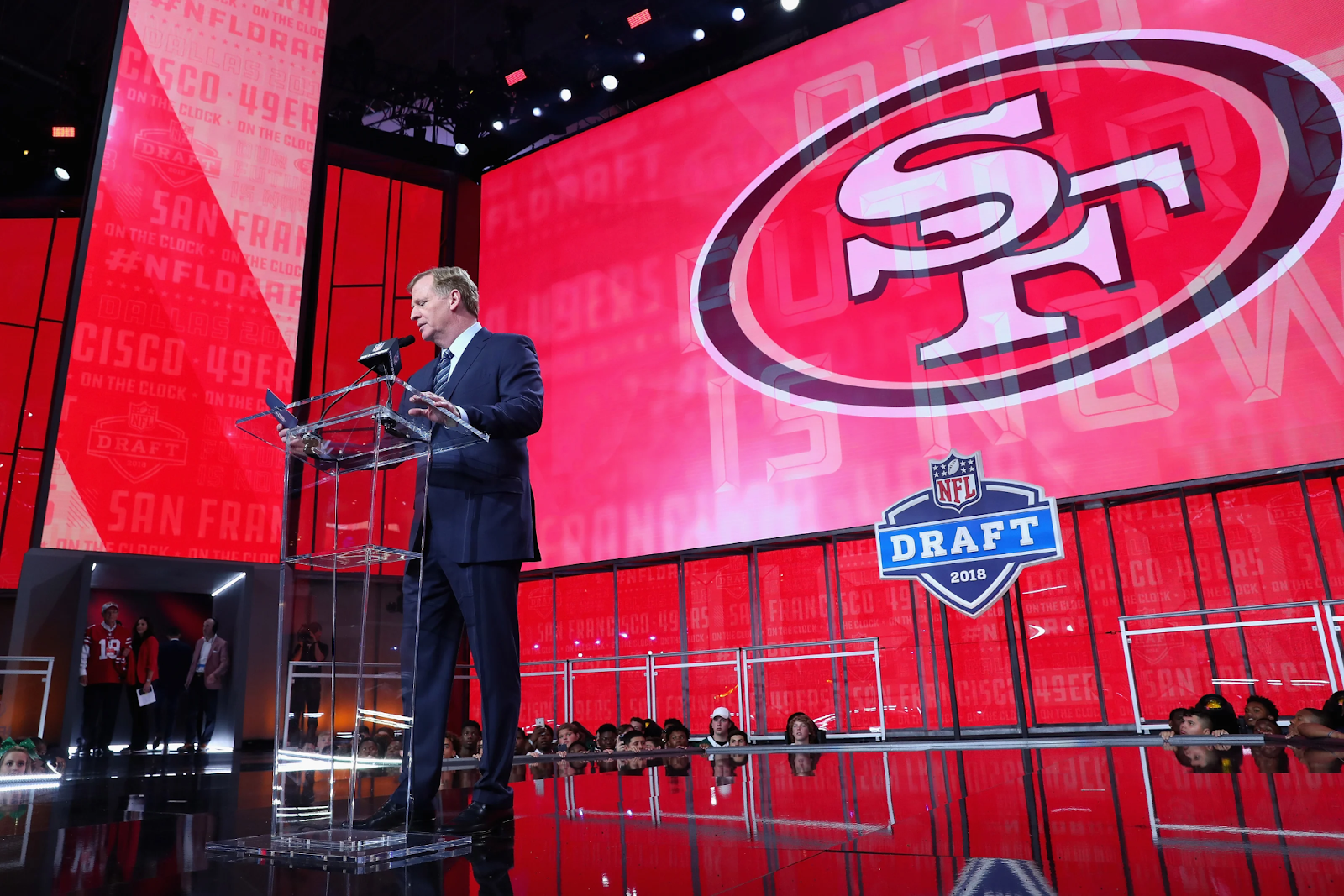 San Francisco’s Draft Decision Looms as NFL Draft Nears 
