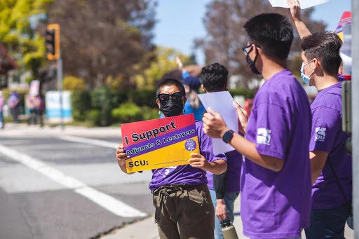 Santa Clara Faculty Fight to Unionize