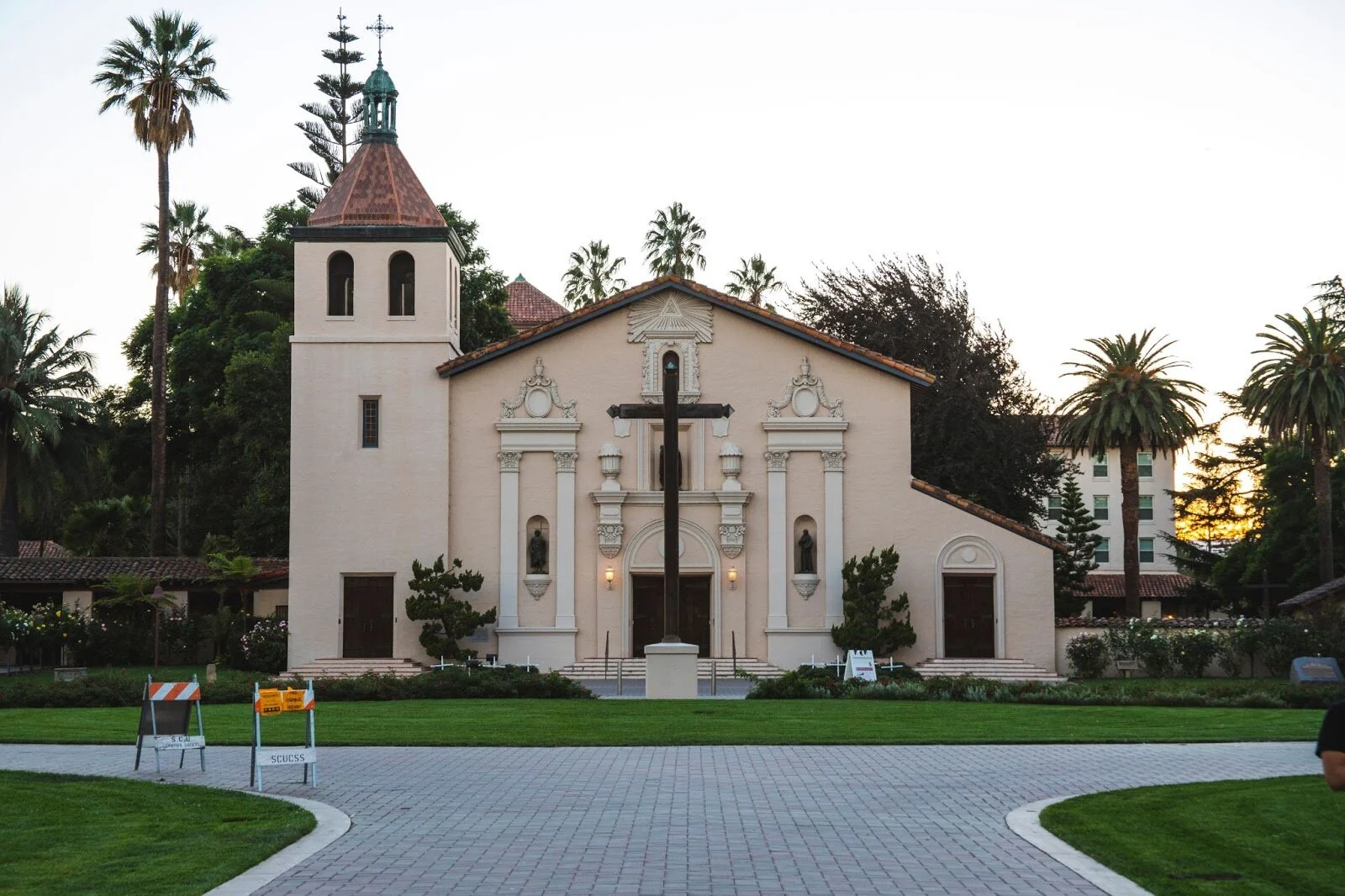 Santa Clara Reverses No-Guest Policy