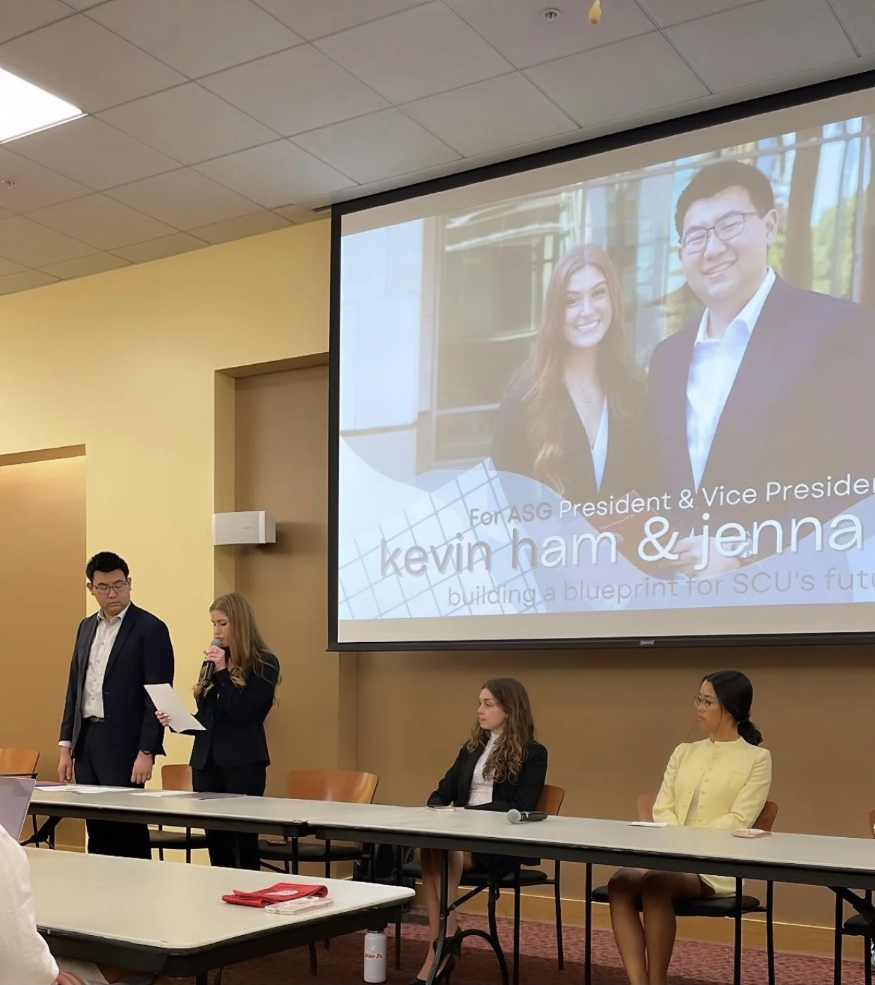 ASG Holds Debate Ahead of Presidential Elections
