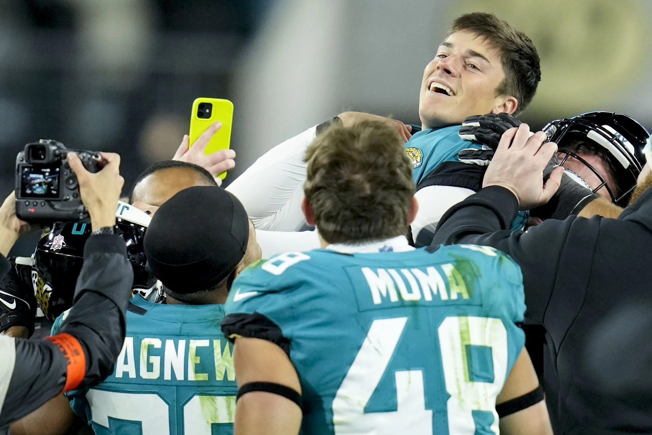 It’s That Time Again: Welcome to the NFL Playoffs