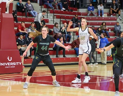 Santa Clara Hosts High School Ballers