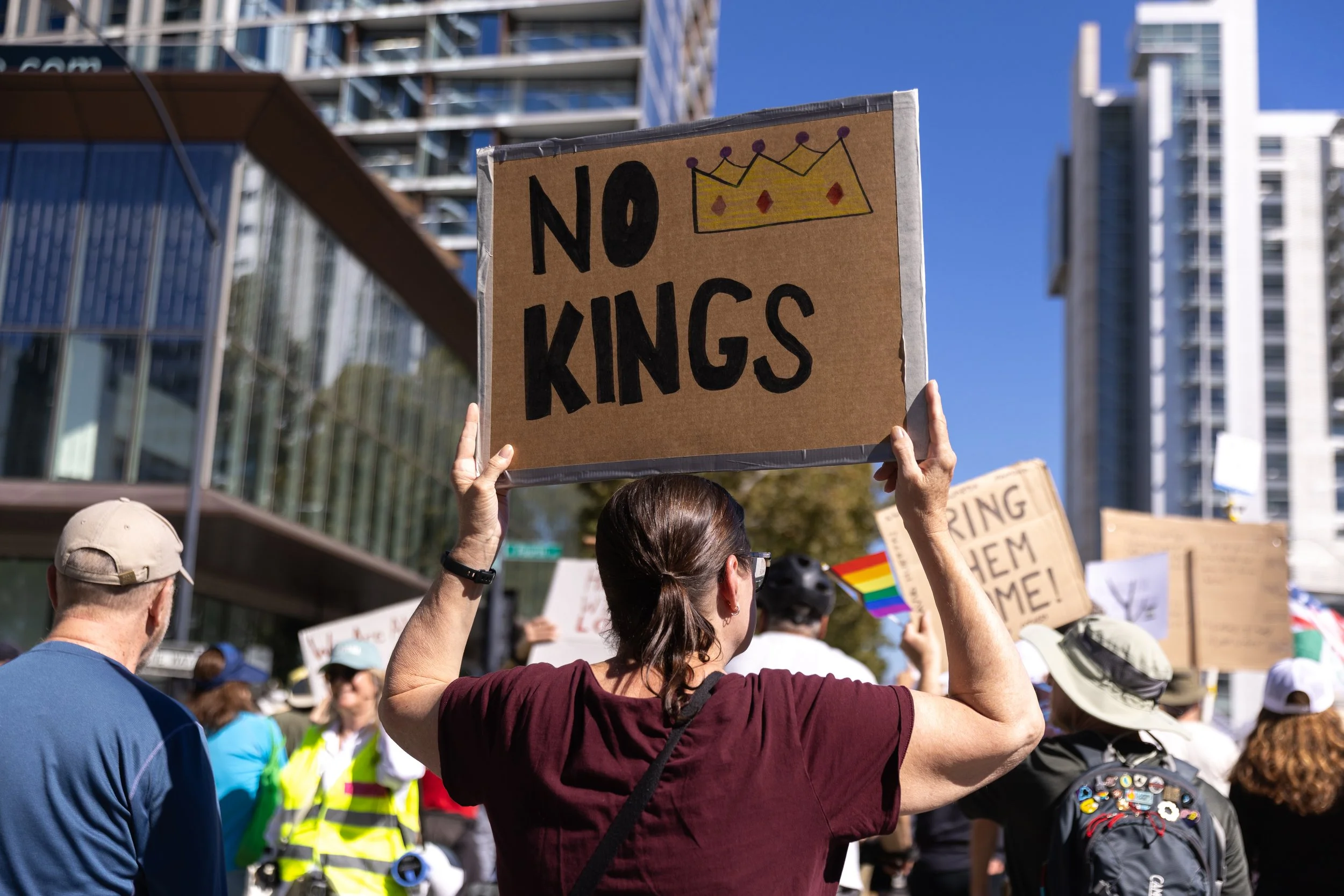 Marchers Refuse to Bow at “No Kings” Rally