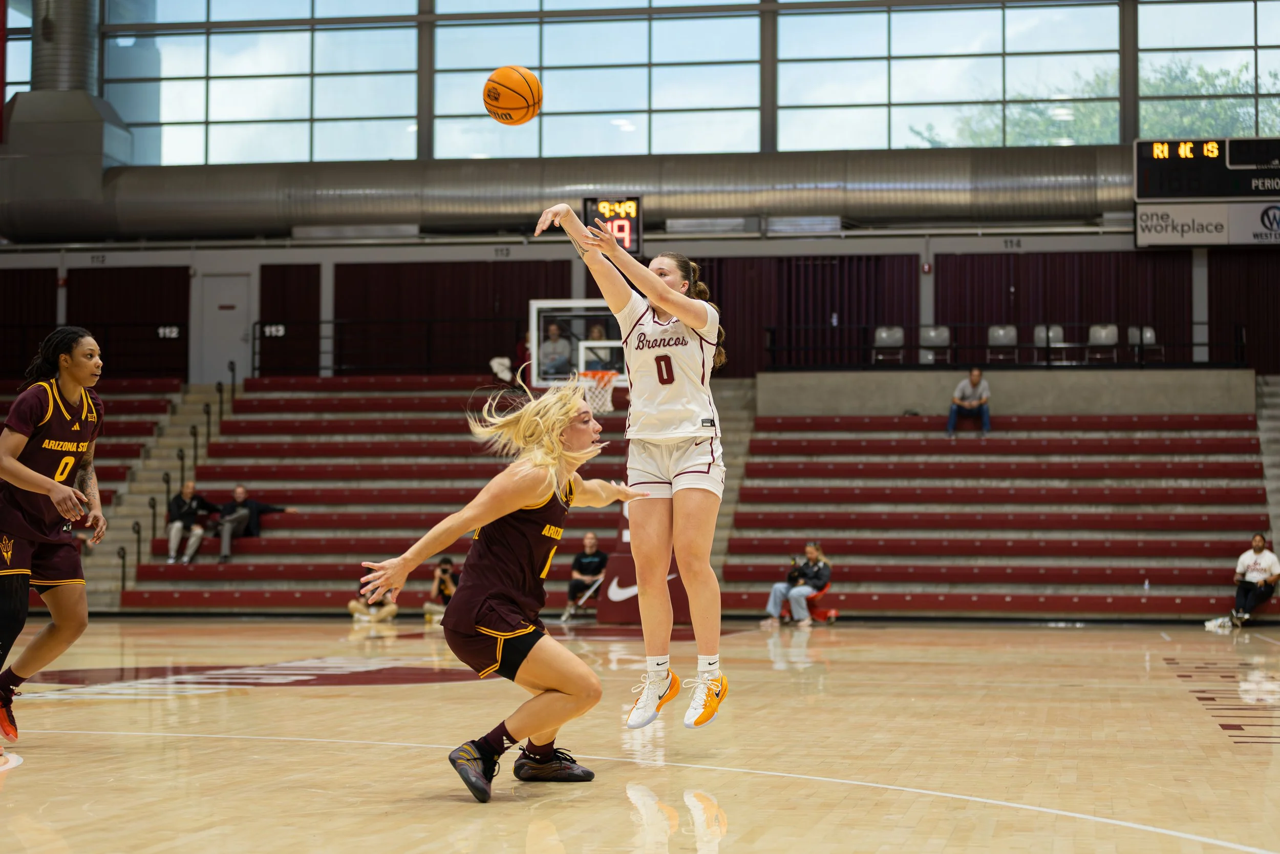 Women’s Basketball Loses Close Game to Arizona State