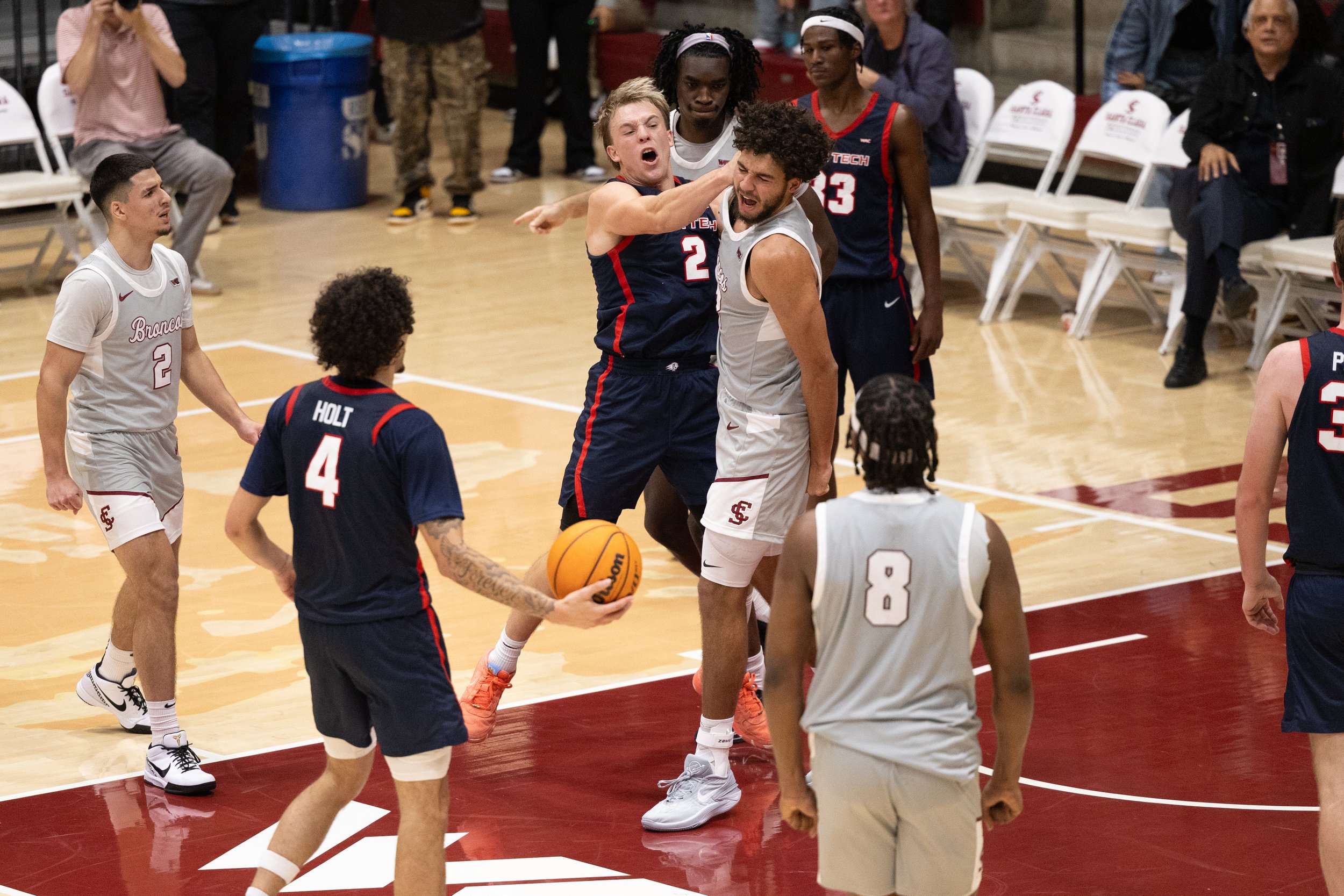 Punches Thrown After Highlight-Reel Dunk in Men’s Basketball Game