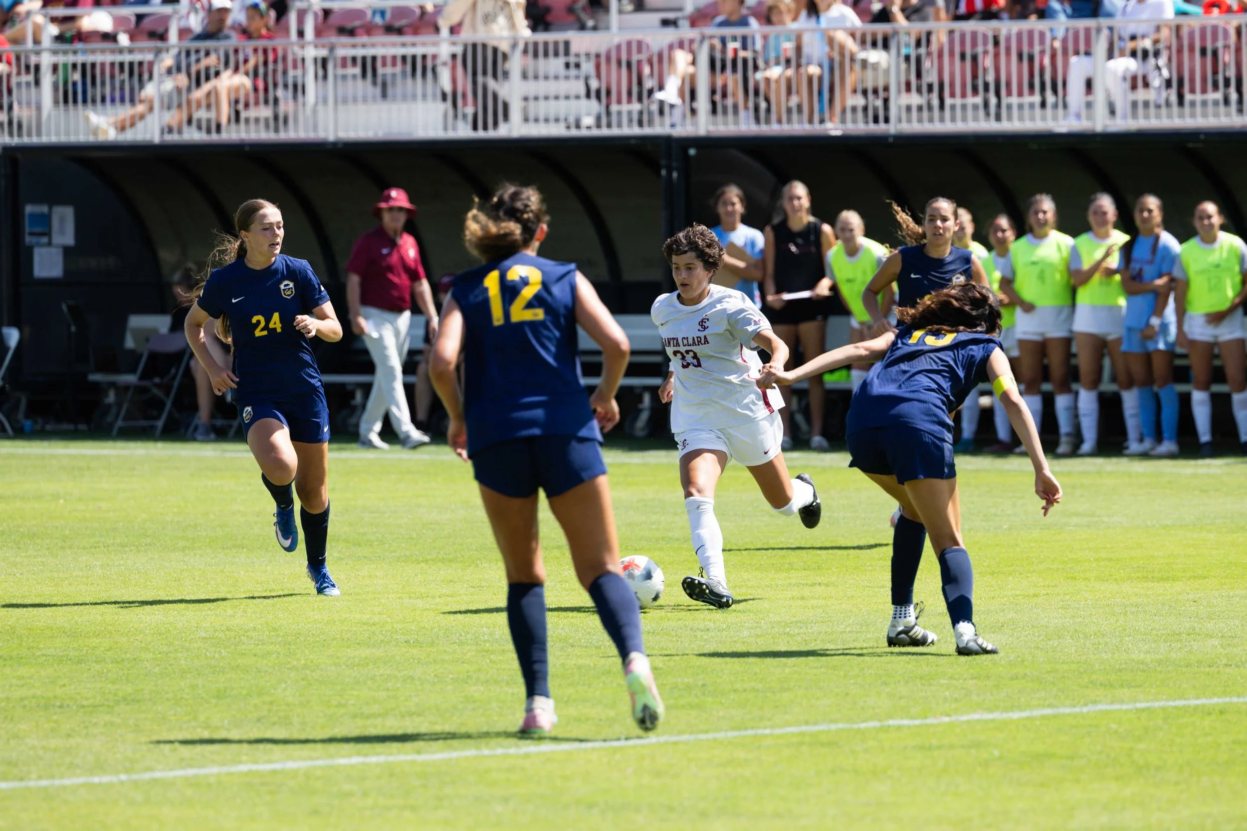 Schoennauer’s Goal Sparks Women’s Soccer Comeback Draw in Home Opener