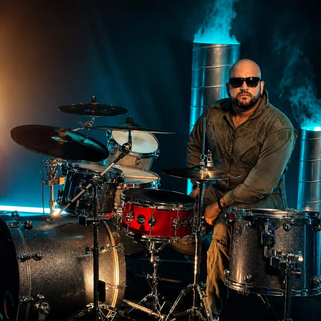 Built for the pocket. Made for the stage. Behind the kit is where everything makes sense.