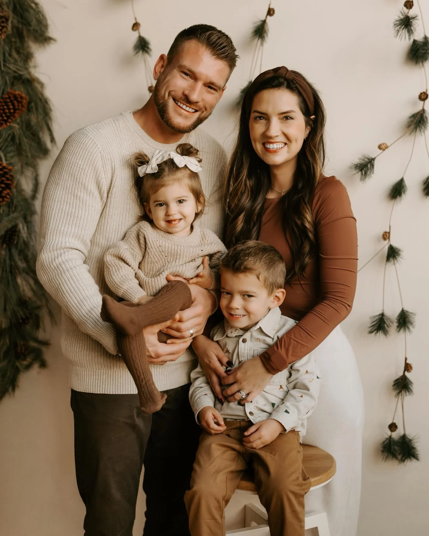 Hoping everyone had a holly jolly holiday✨