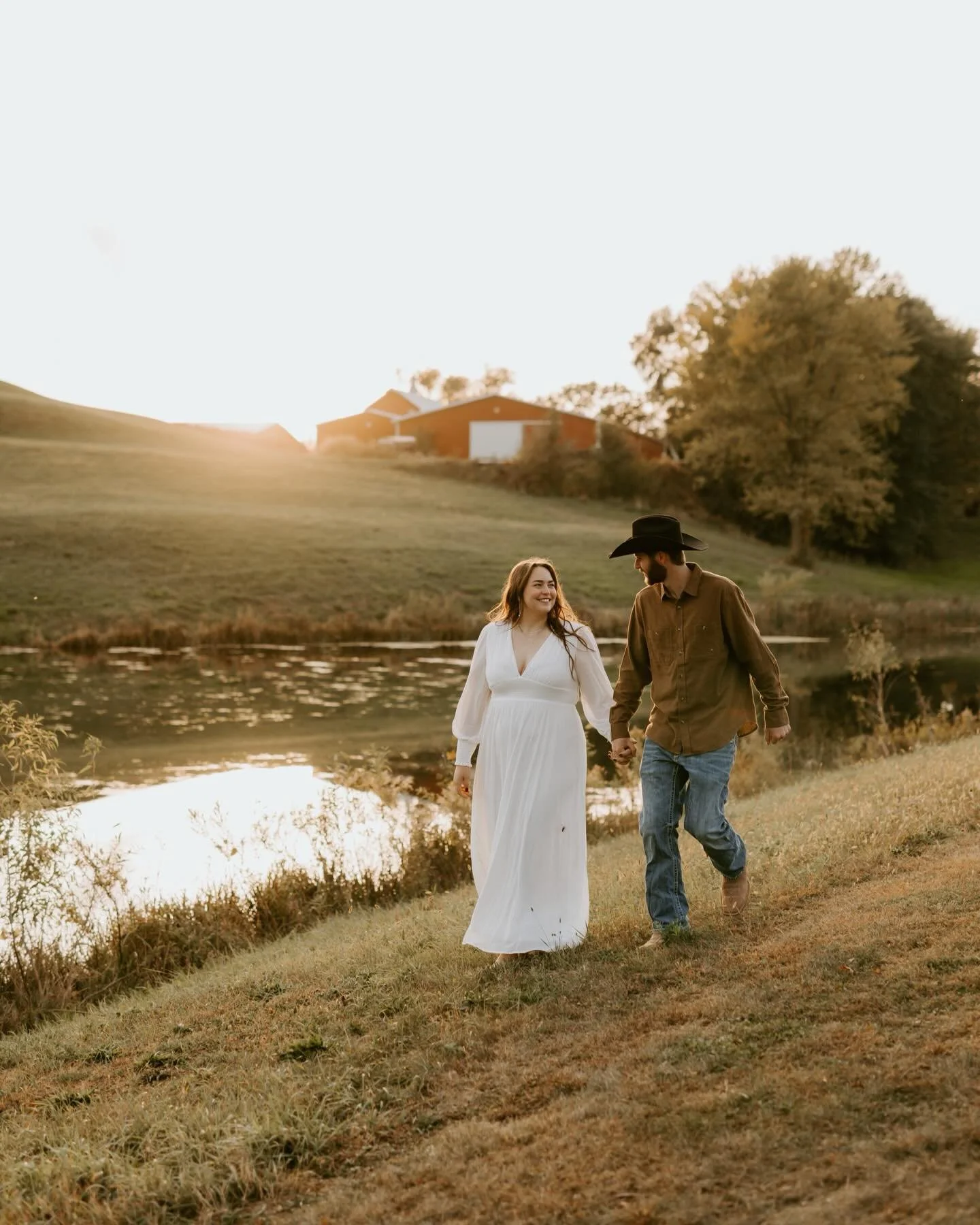 golden hour, fall air, open fields, forever.