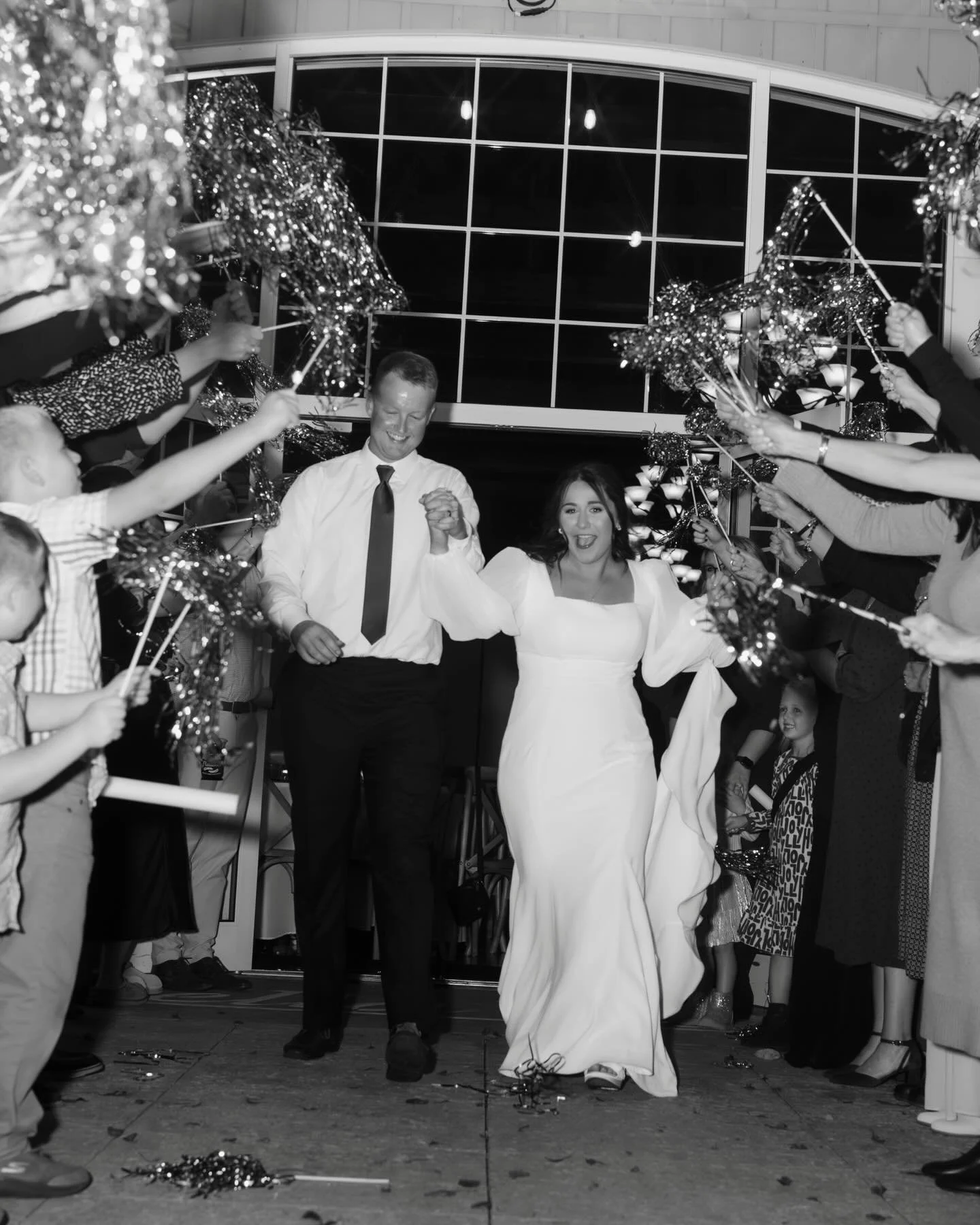 THE FLAUCHERS ✨

*this is a repost because I accidentally deleted the original* 

Last Friday was so good with the sweetest couple: Megan and Brandon! The day absolutely flew by&hellip; but we still managed to get 200 photos of Megan&rsquo;s veil, sn