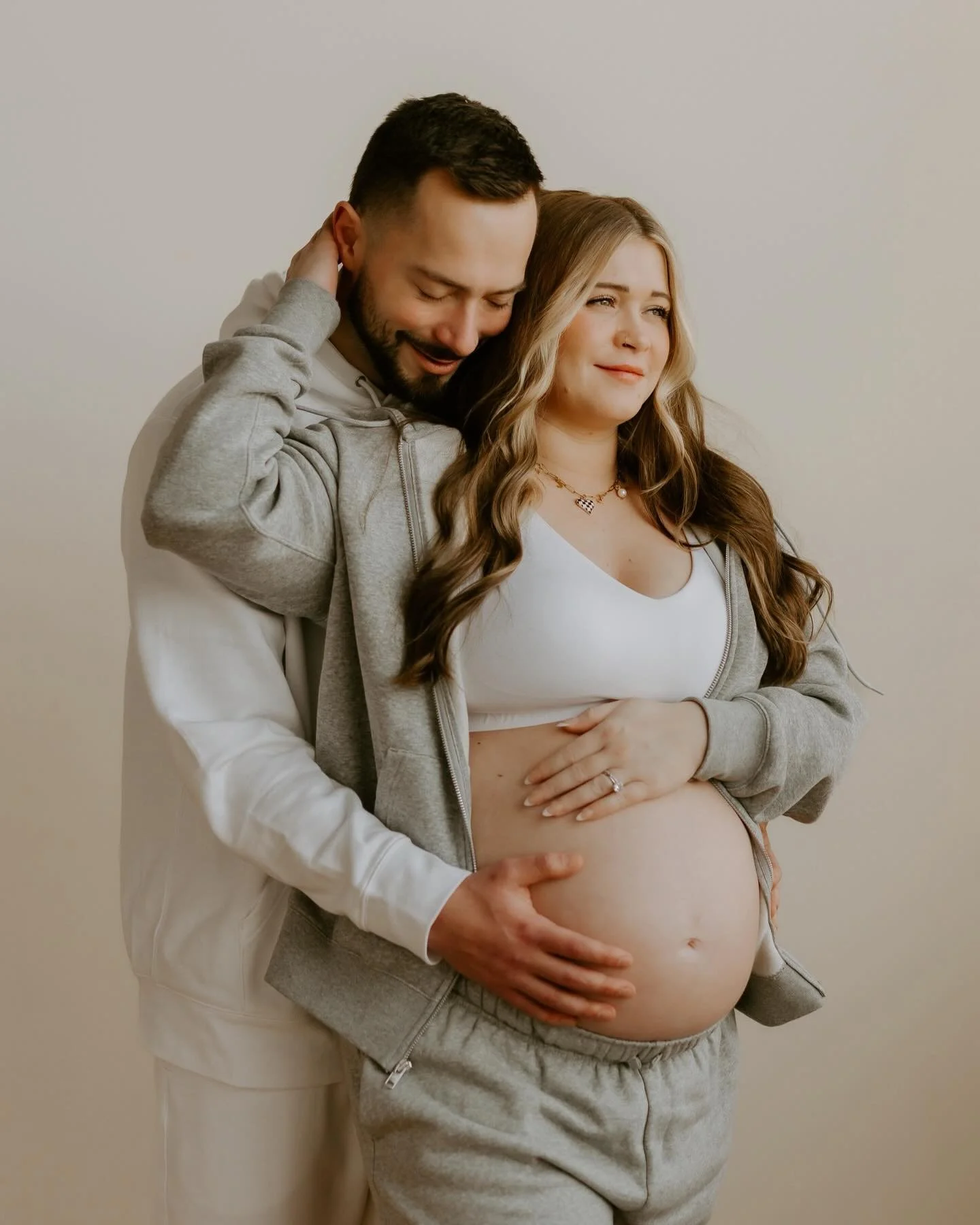 Lately&hellip; in the studio 📸

The luckiest&mdash;getting to capture these indoor moments
