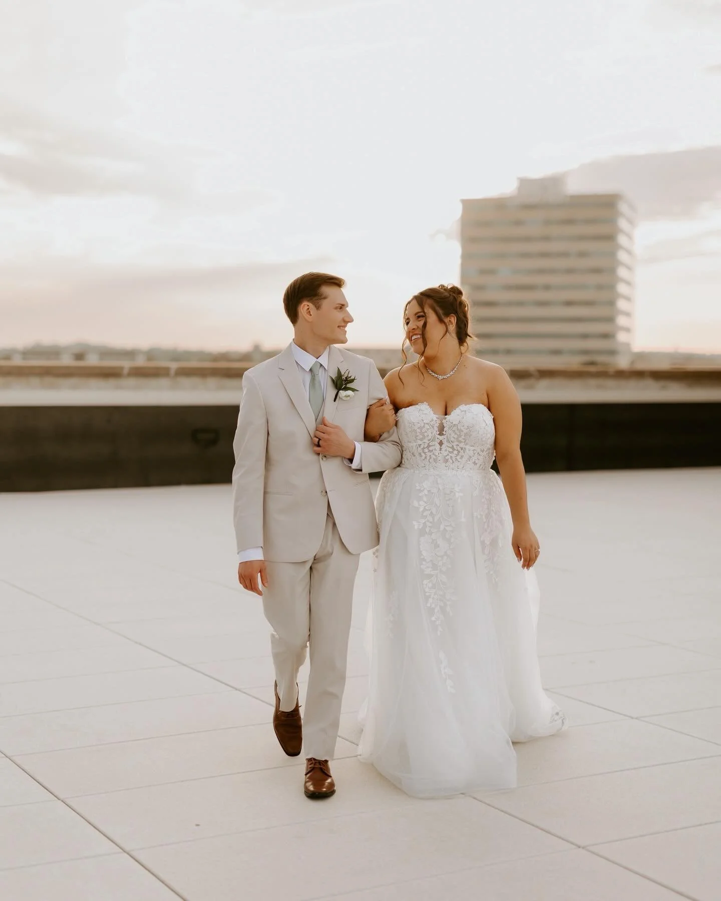 dreaming about rooftop weddings 💭