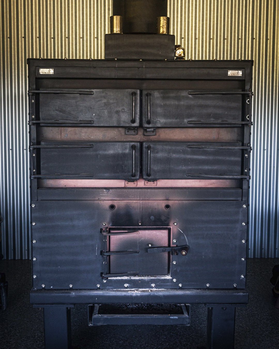 5tractor_shed.jpg