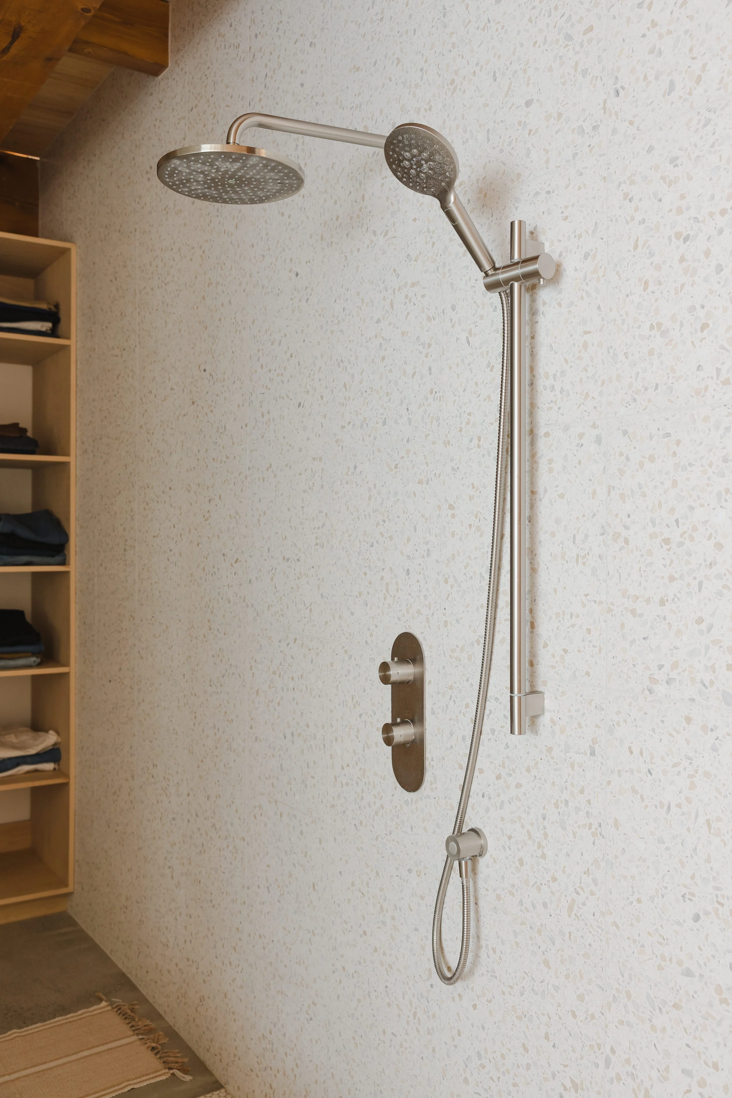 VI Design - La Flamme - 4 Master_En Suite - Sonia V Photo-14.jpg