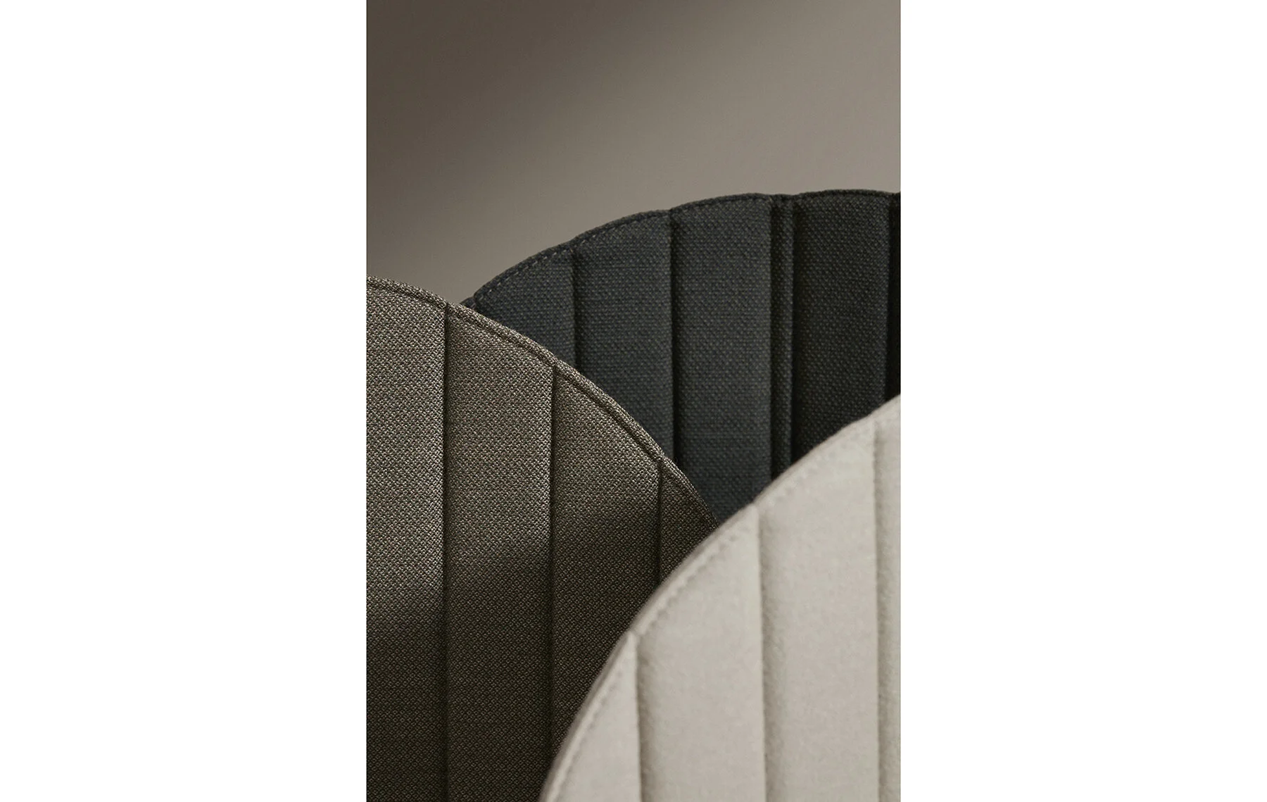 Zilenzio Focus Table Screens | Pitch Acoustics 03.jpg