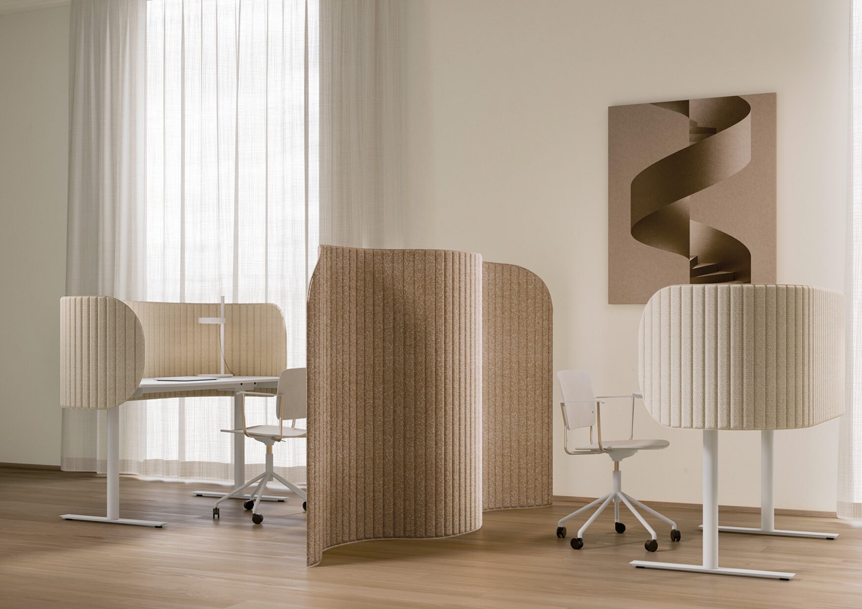 Zilenzio-focus-desk-divider-and-focus-floor-1753x1240.jpg