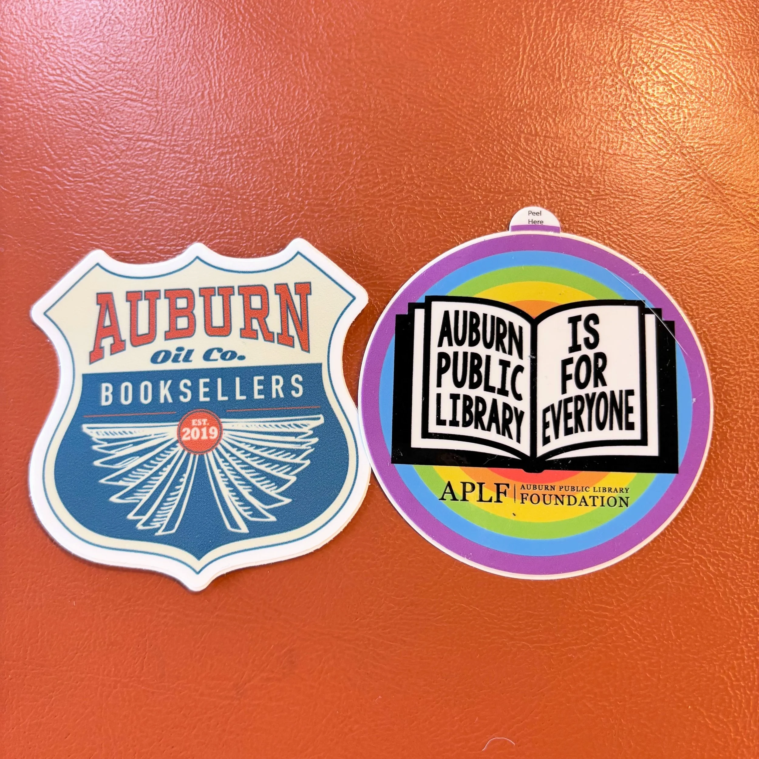 Here&rsquo;s the incredible thing about Auburn: if you tell folks you need help with a project, the Auburn family shows up. 

This week Auburn&rsquo;s book community said, &ldquo;We got you!&rdquo; 🥹 

APL Foundation stickers now available at Auburn