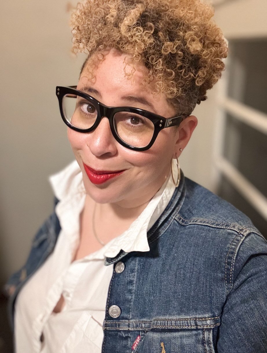 Unsent Show Reader Line Up Reveal 5! 🔥🙌🏽

Introducing Summer Nettles!

Emmy-award-winning journalist and film maker, and certified conflict resolution facilitator Summer Nettles @sumitup4u left television news after defeating Non-Hodgkins Lymphoma