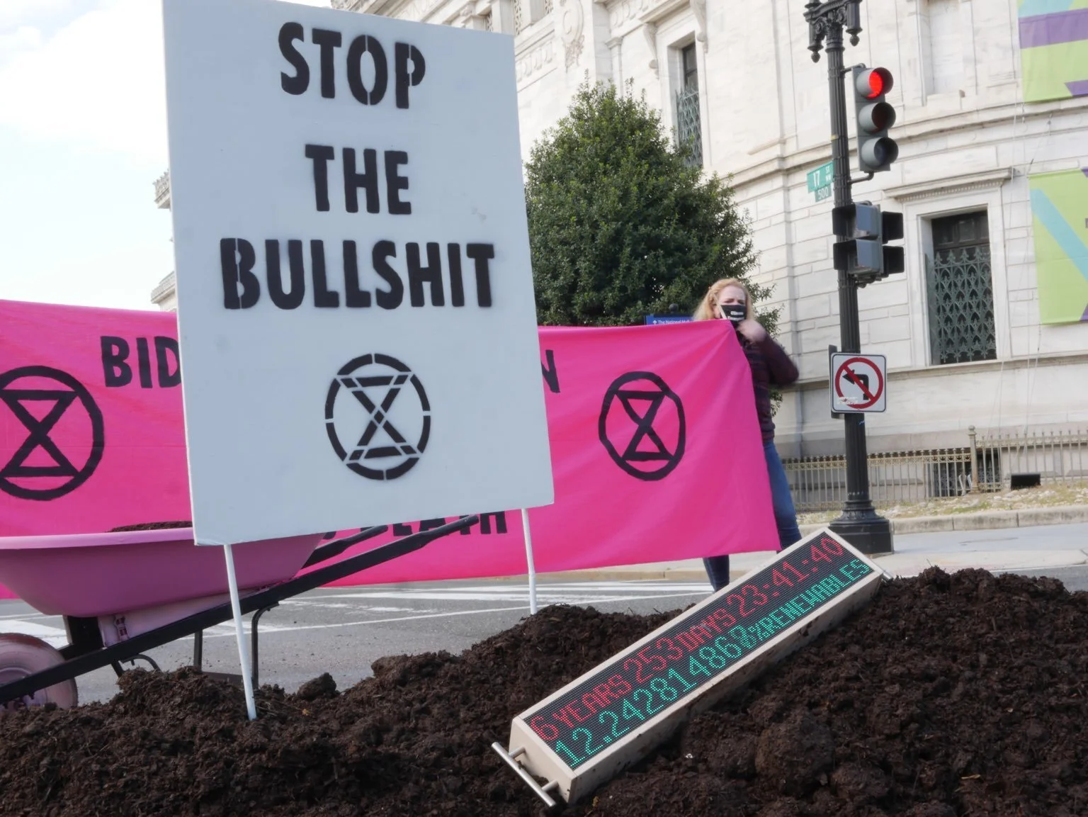 Rebels deliver pile of sh*t to White House over Biden's half-baked climate plan