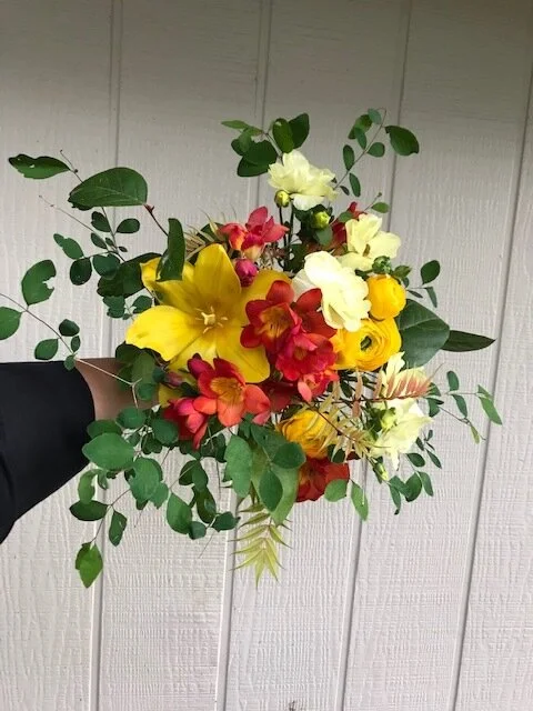 Deluxe locally grown arrangement