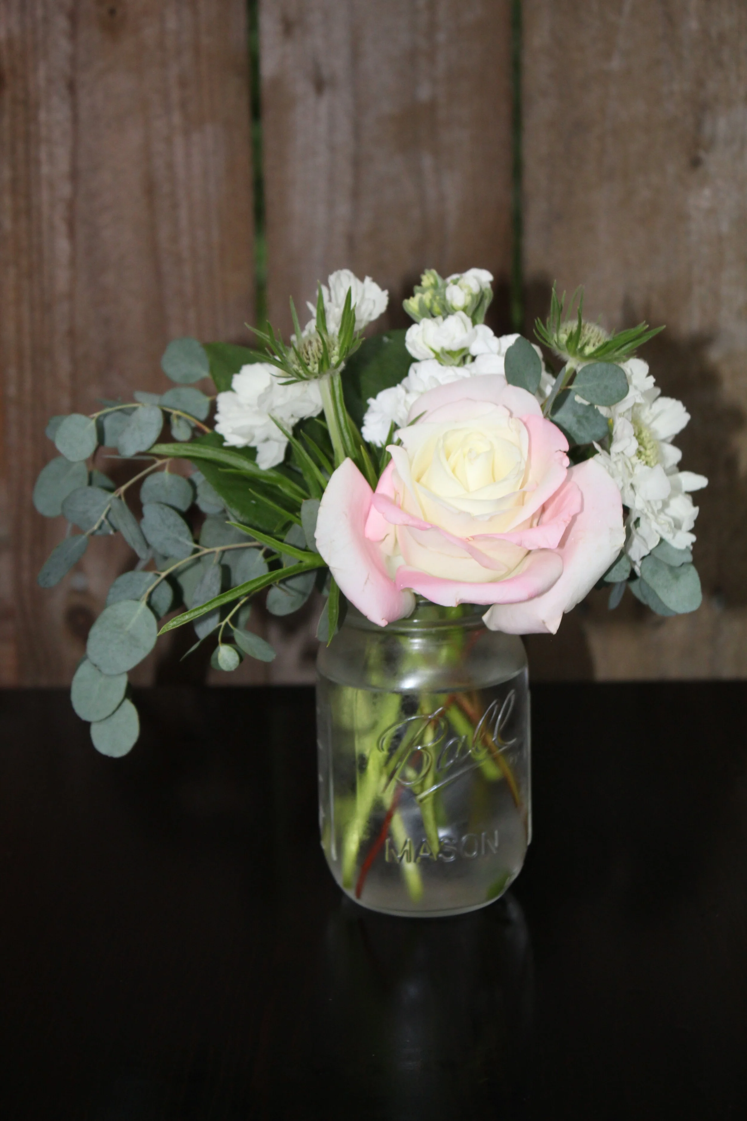 Mason Jar Centerpiece 