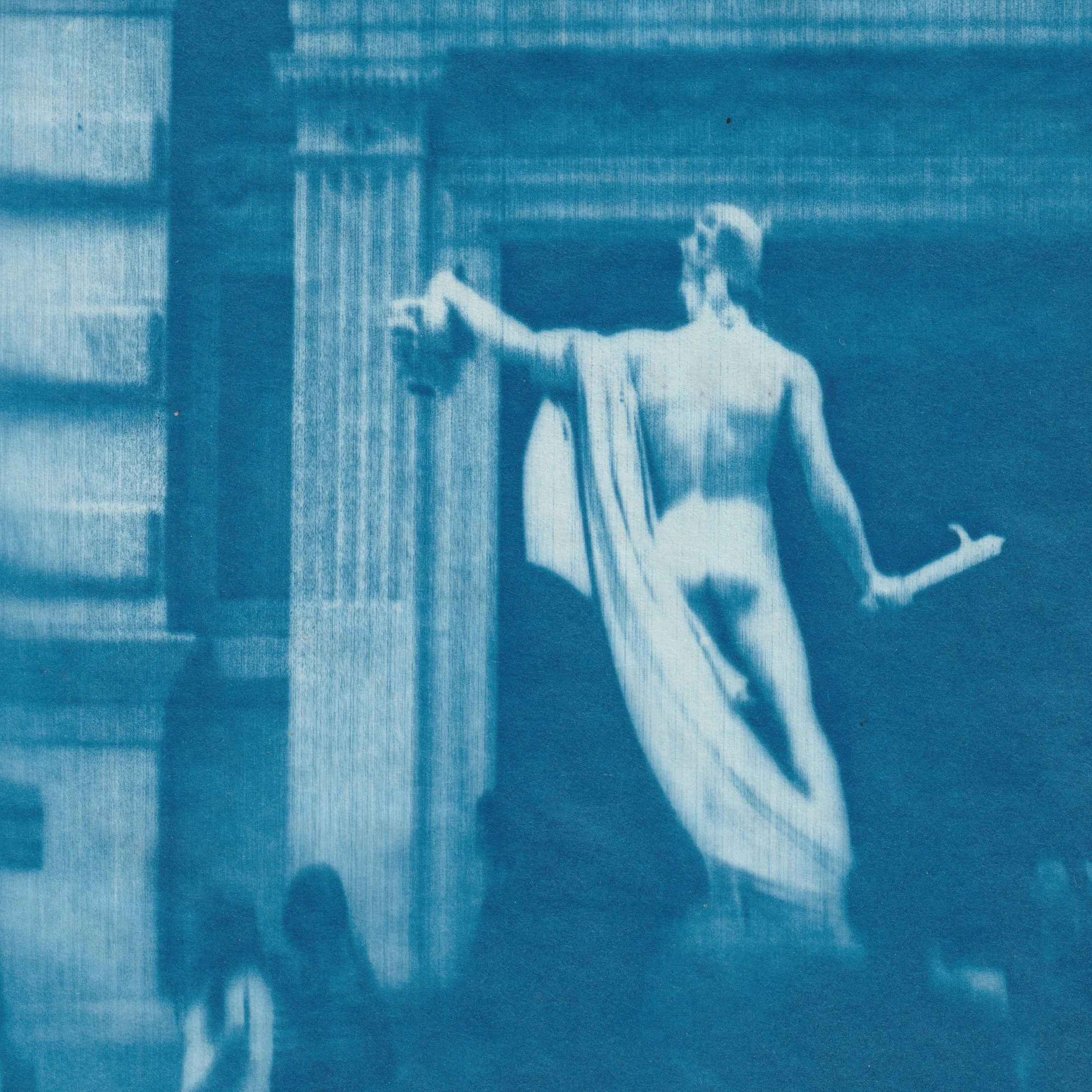 cyano medusa MET detail.jpg