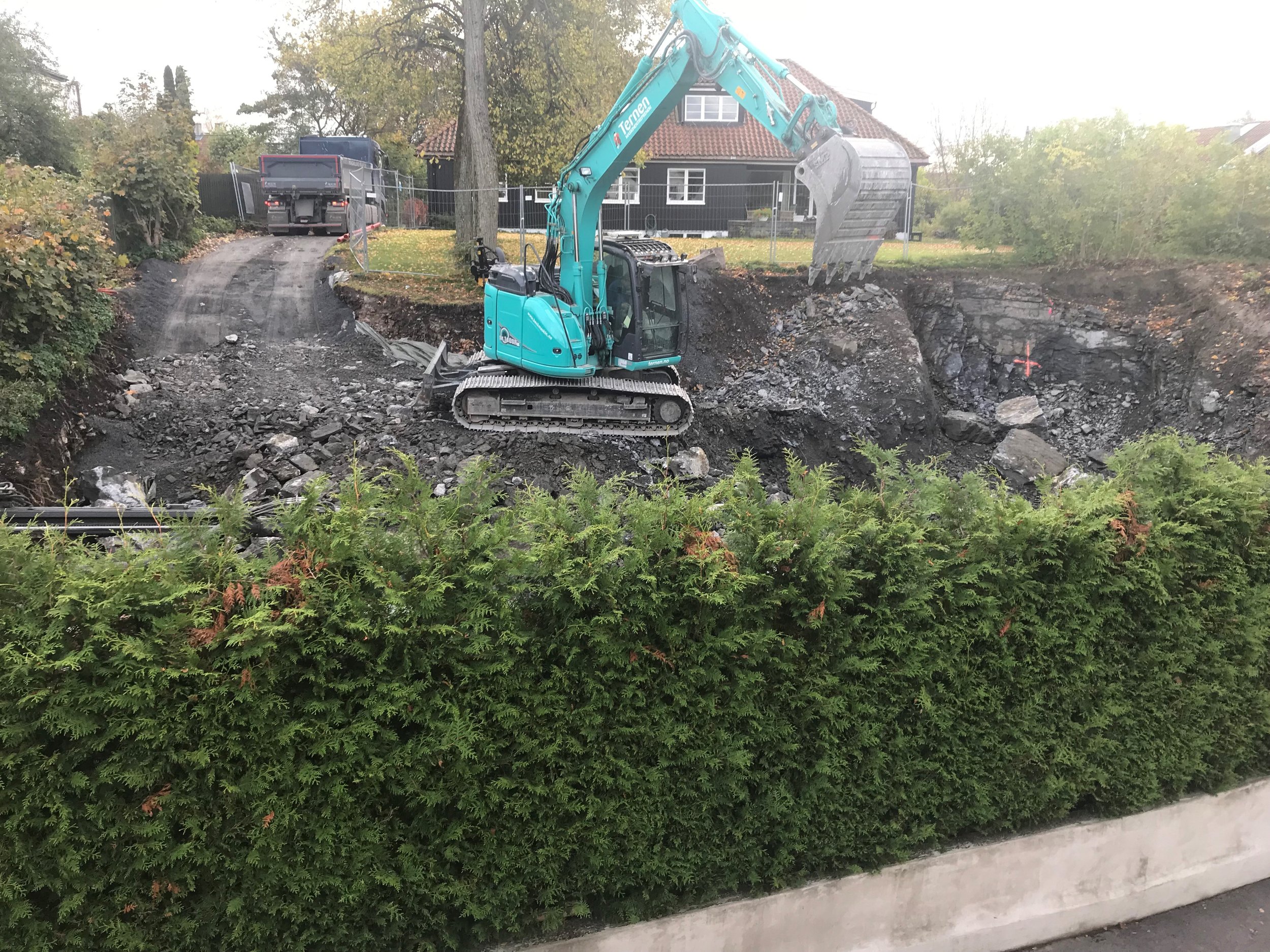 Nabogrense og hevd – når bruk trumfer tinglyst eiendomsgrense