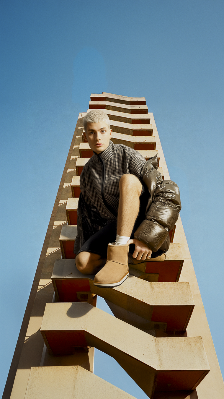 EPSTUDIOS Classic Mini GTX Mens Full Length Crop 9x16.png