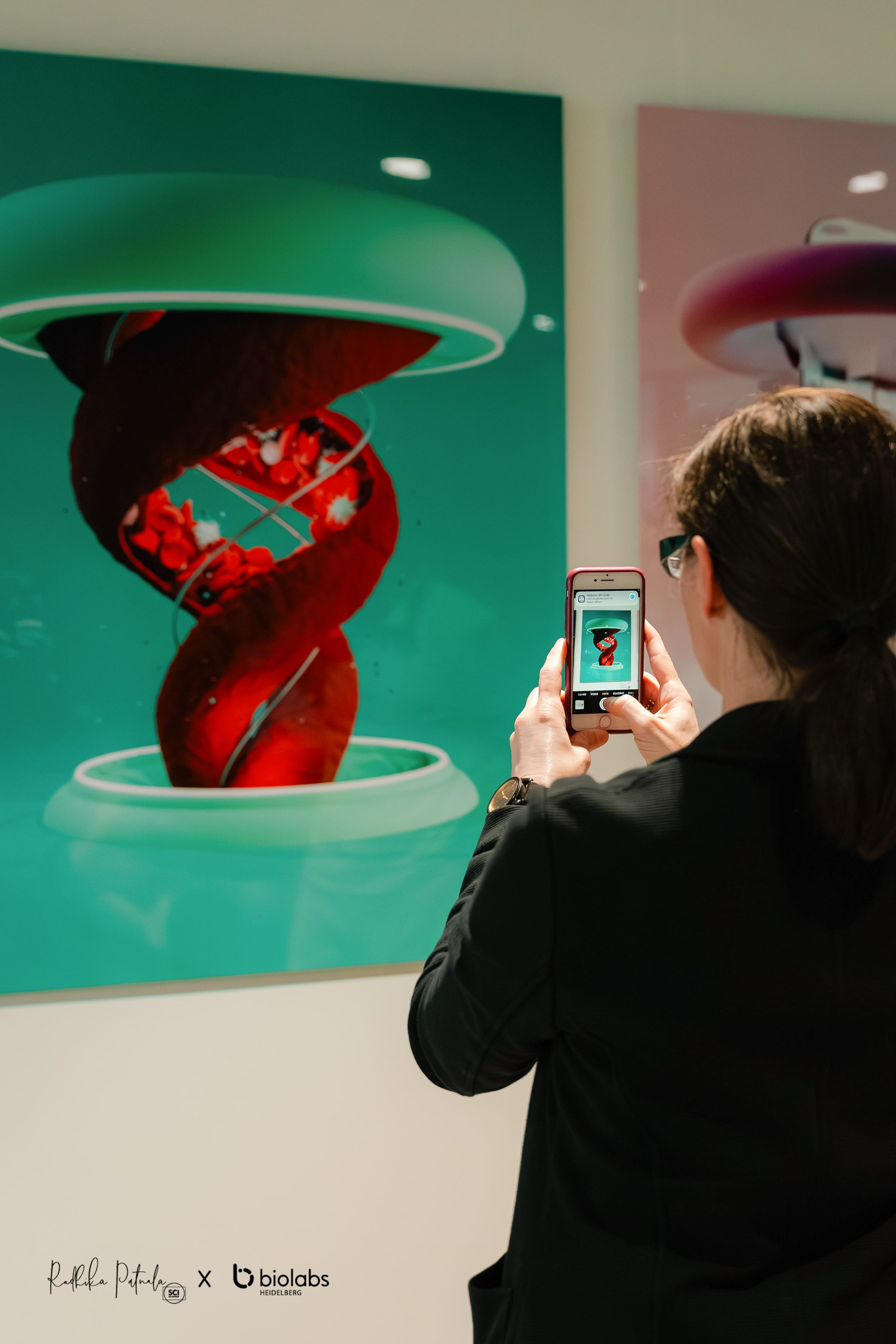 Dreaming Cells_Vernissage_Radhika Patnala_Biolabs_Black-51.jpg