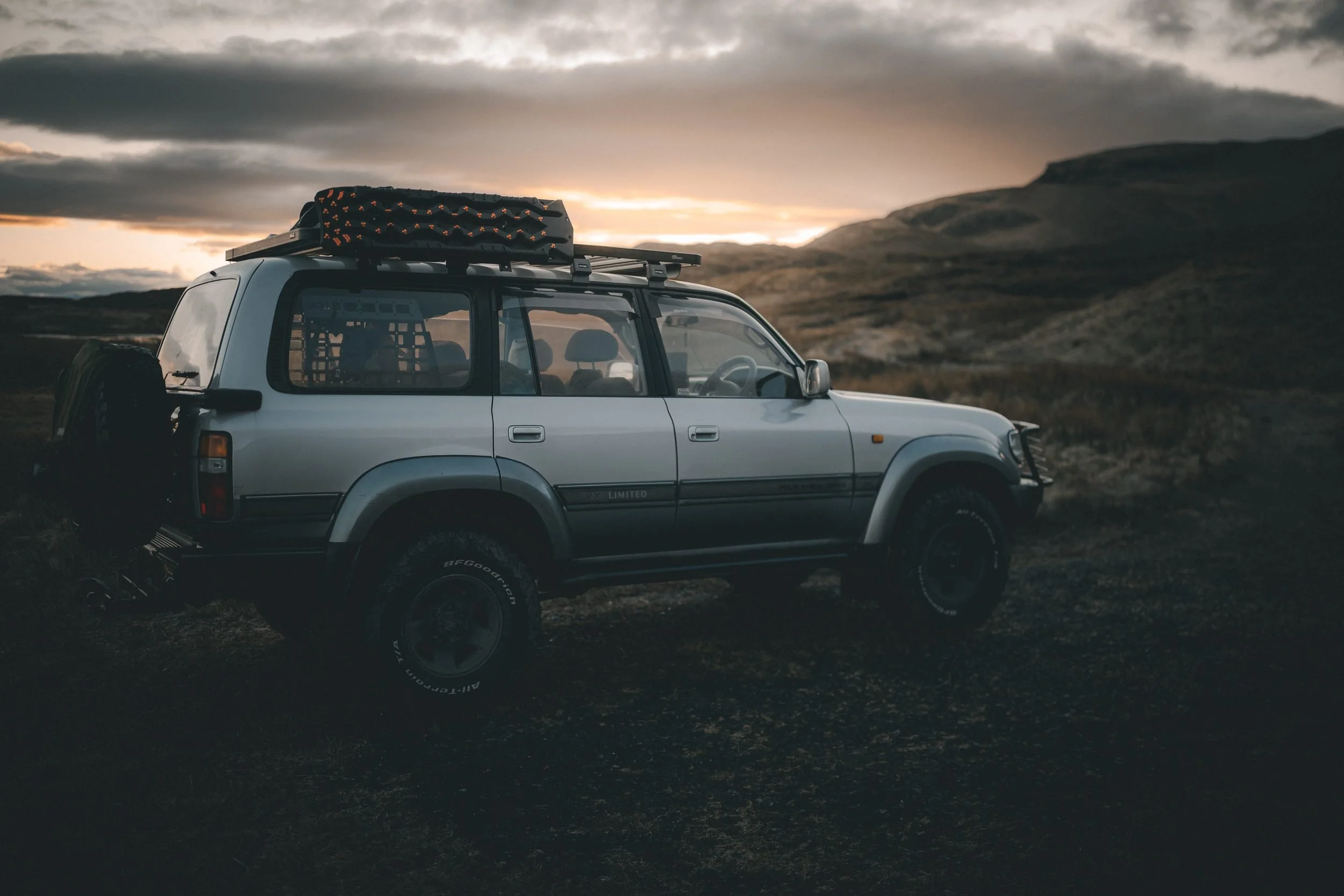 Land Cruiser 80 Series side profile at dusk, Hill of the Red Fox, Isle of Skye