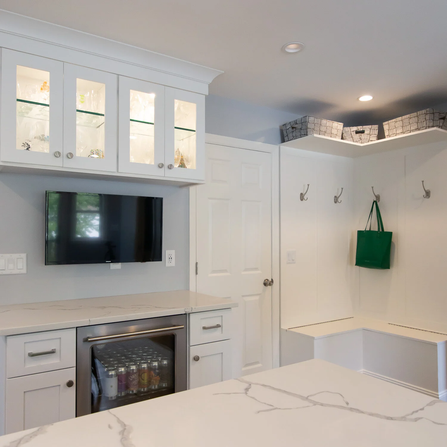 kitchen_bar_corner_.jpg