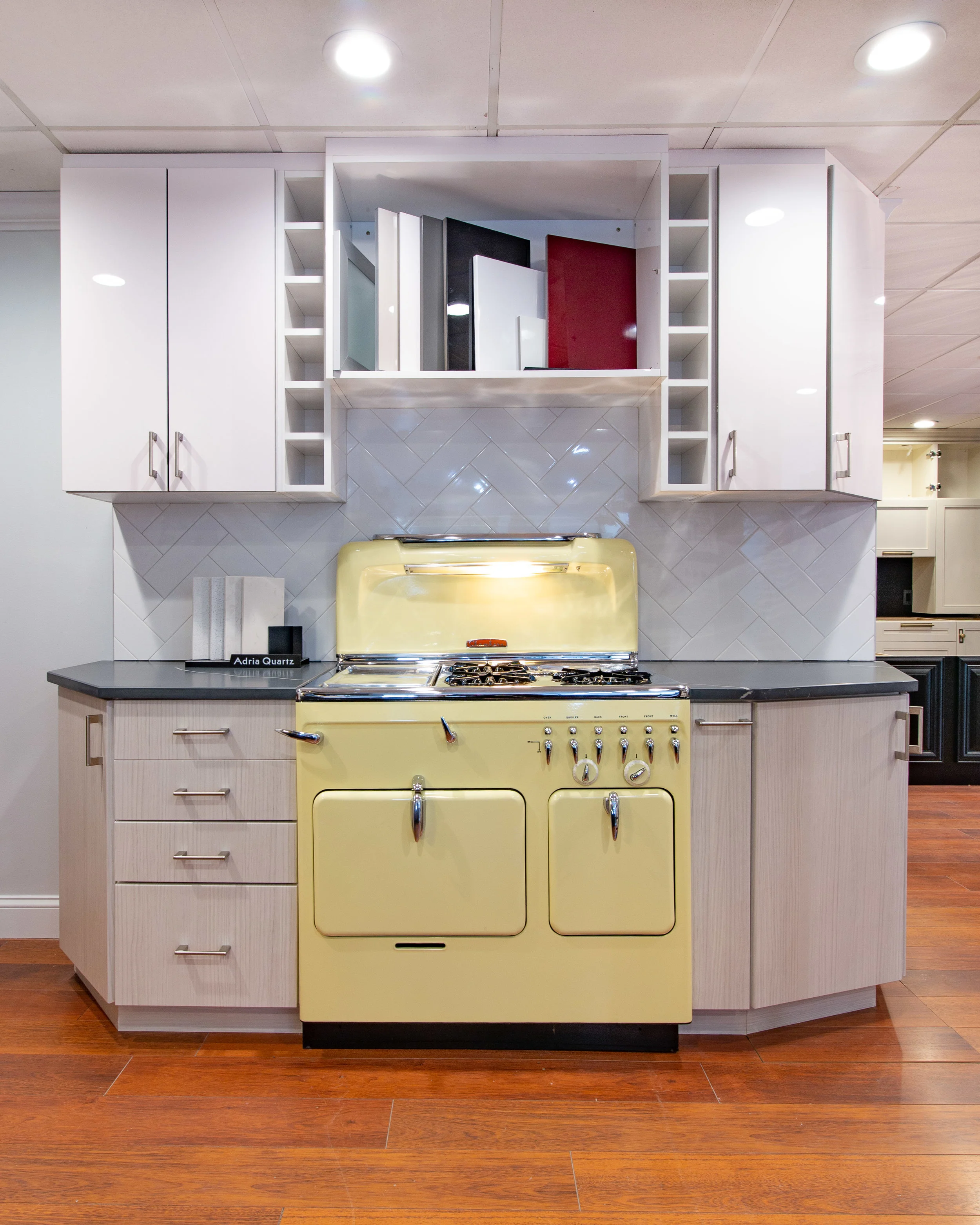 show_stove_vert_-0231.jpg