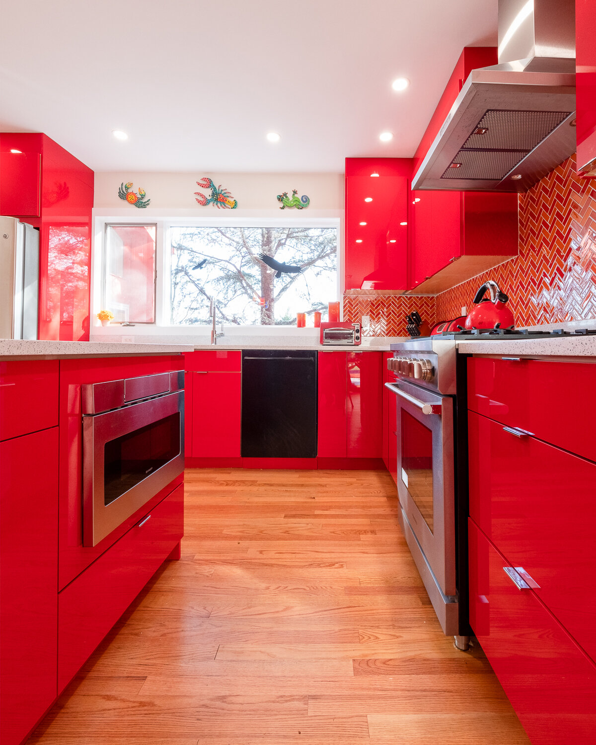 red_kitchen_vertical-.jpg