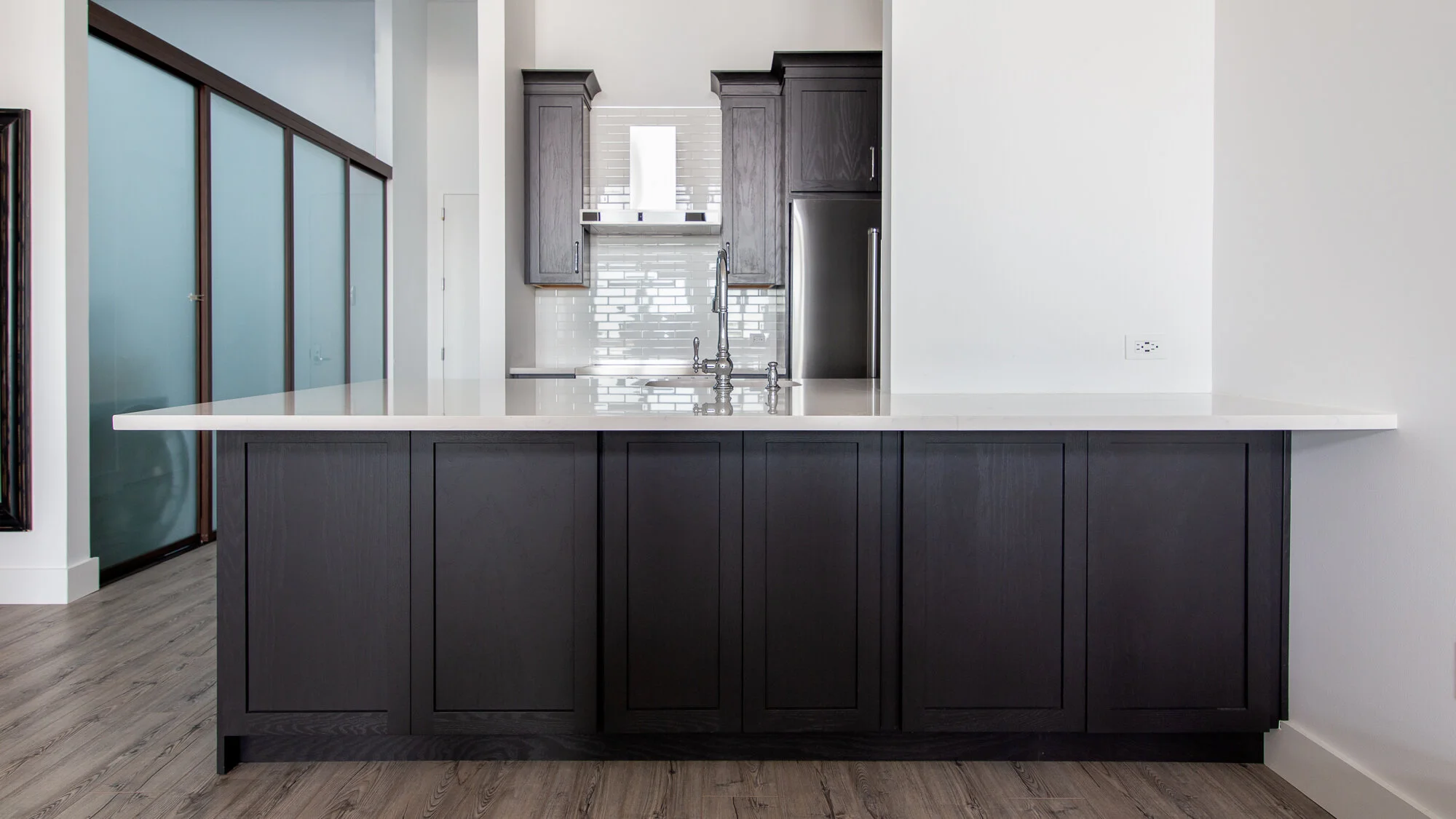 Kitchen_black_wide_-.jpg