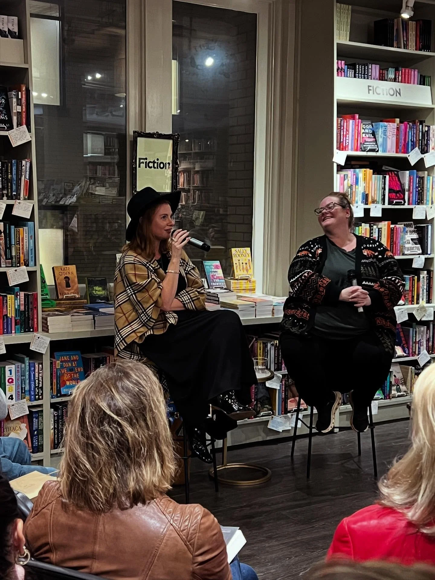 Writeshare takes over the Books Over Drinks event @mjudsonbooks to hear @jesskhoury_art talk about her new adult book The Moor Witch 🪡